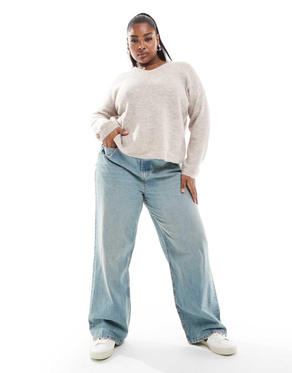 ONLY Curve v-neck sweater in stone Product Image