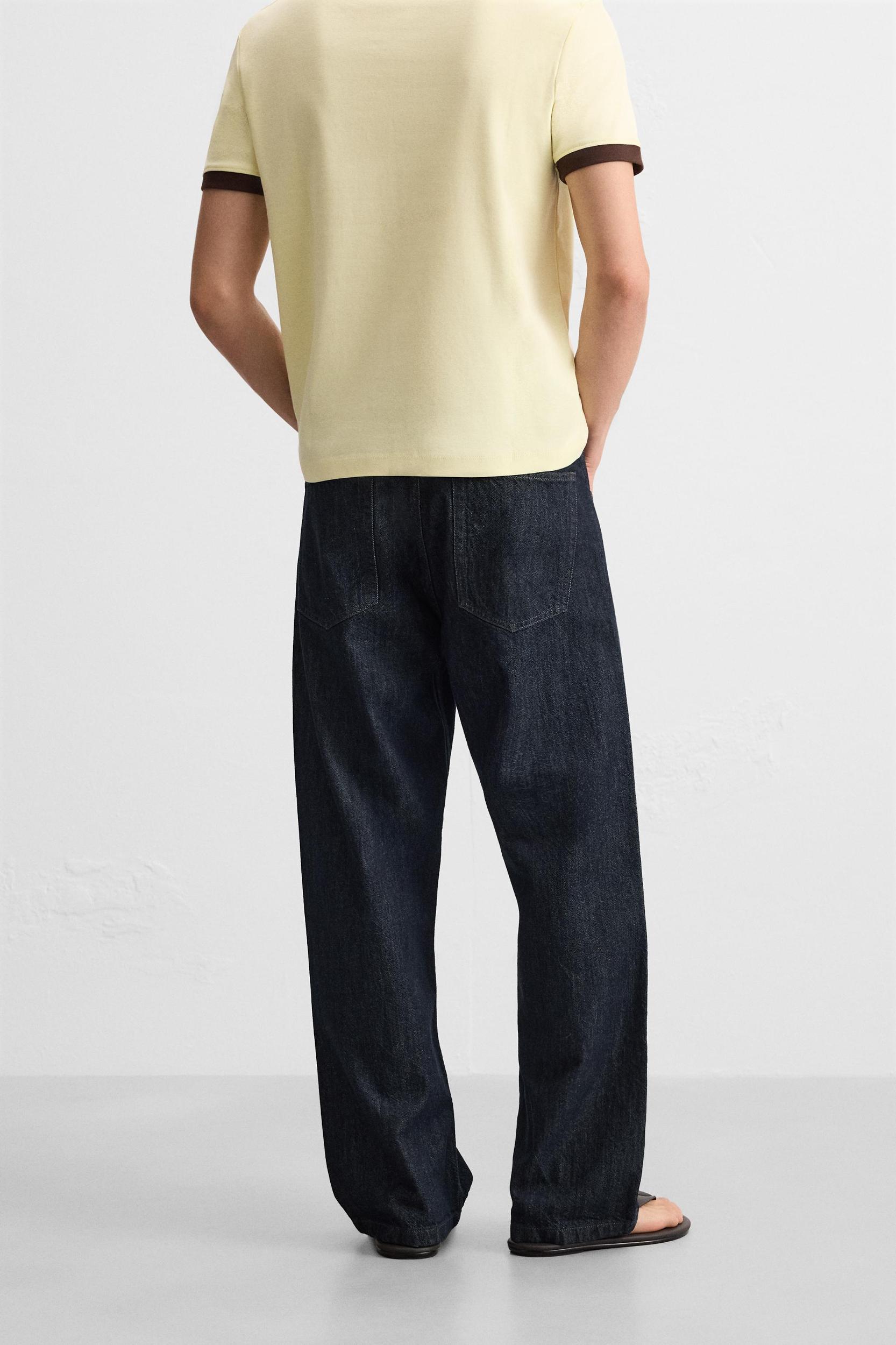 LIGHTWEIGHT BAGGY FIT JEANS Product Image
