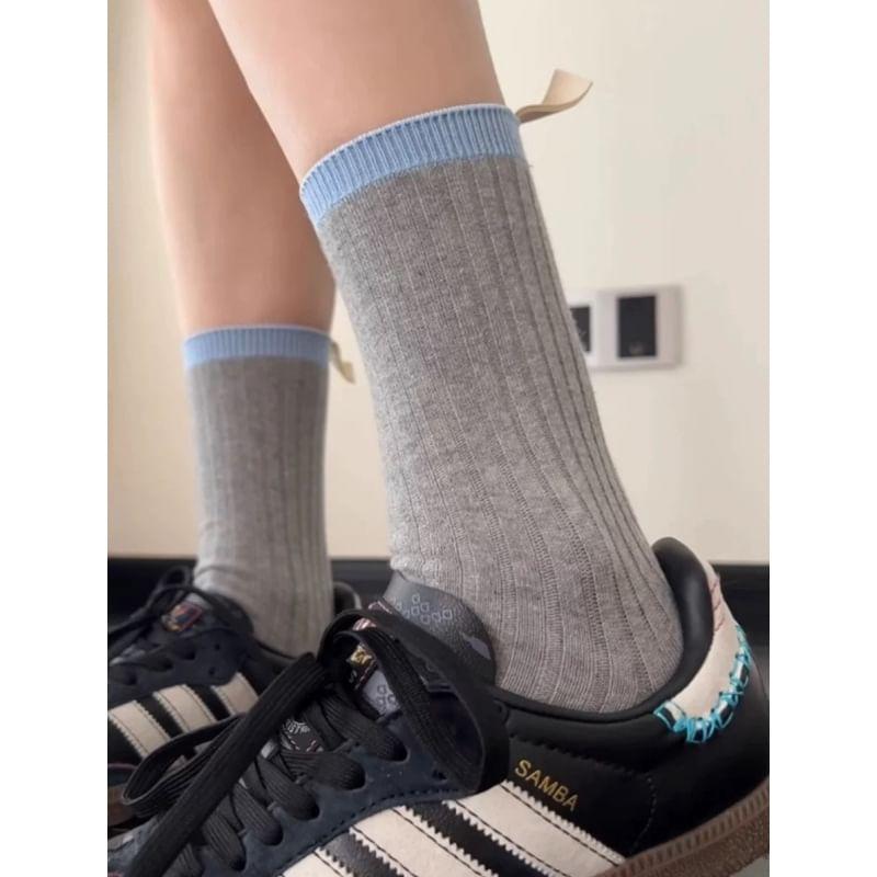 Contrast Trim Ribbed Short Socks Product Image