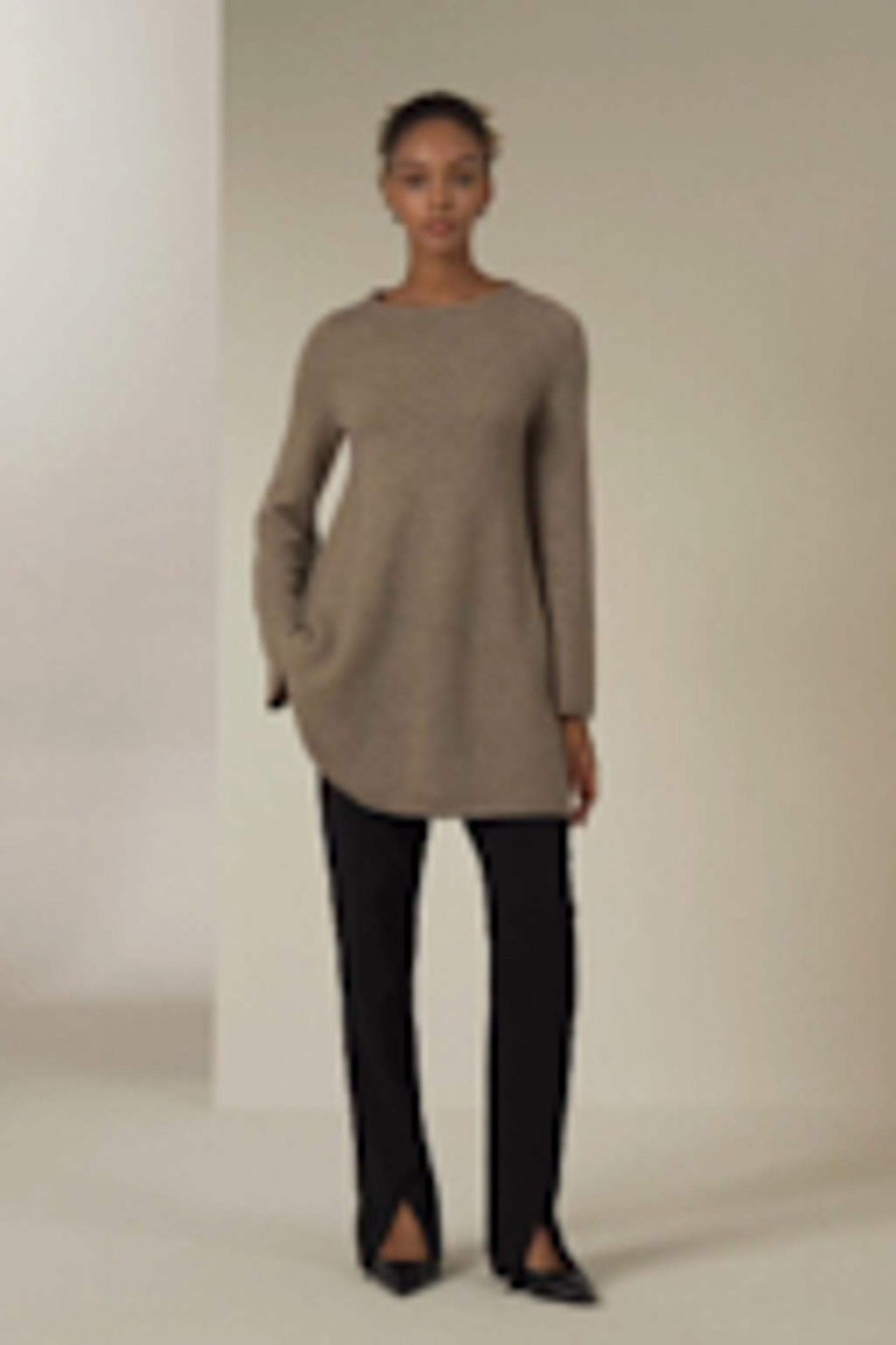 LILYSILK Long Cashmere Jumper Womens - Black Premium Cashmere - Comfortable A-Line Jumpers M Product Image