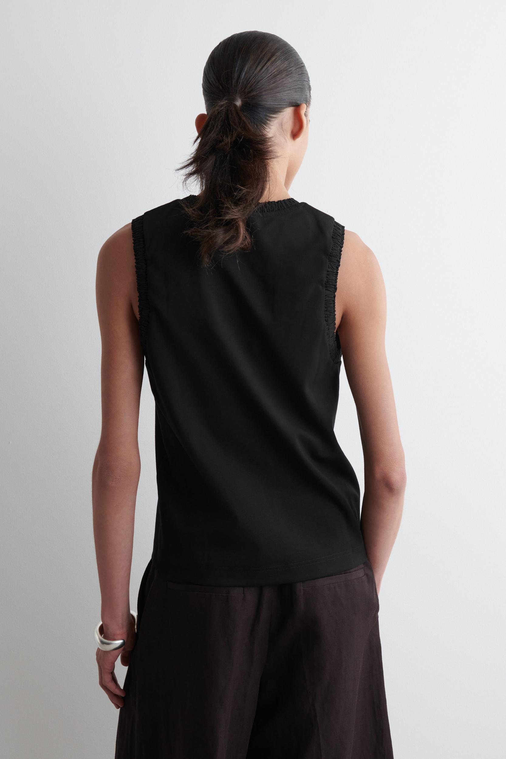 GATHERED COTTON TANK TOP Product Image