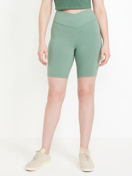 Extra High-Waisted PowerChill Biker Shorts -- 8-inch inseam Product Image