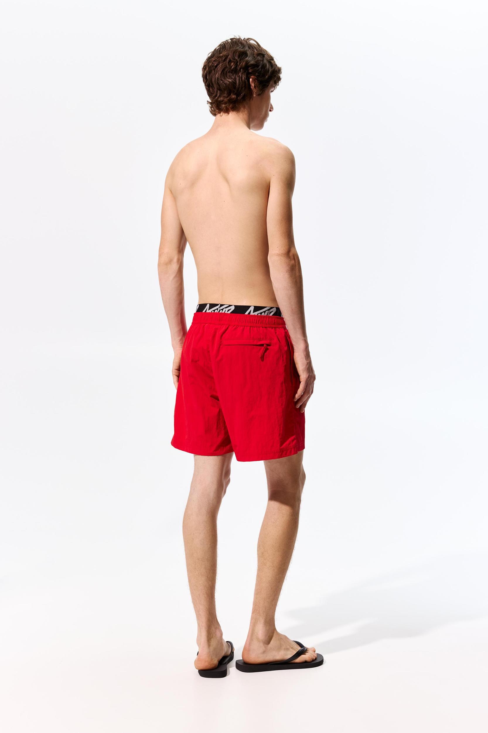 Board shorts with boxer waistband Product Image