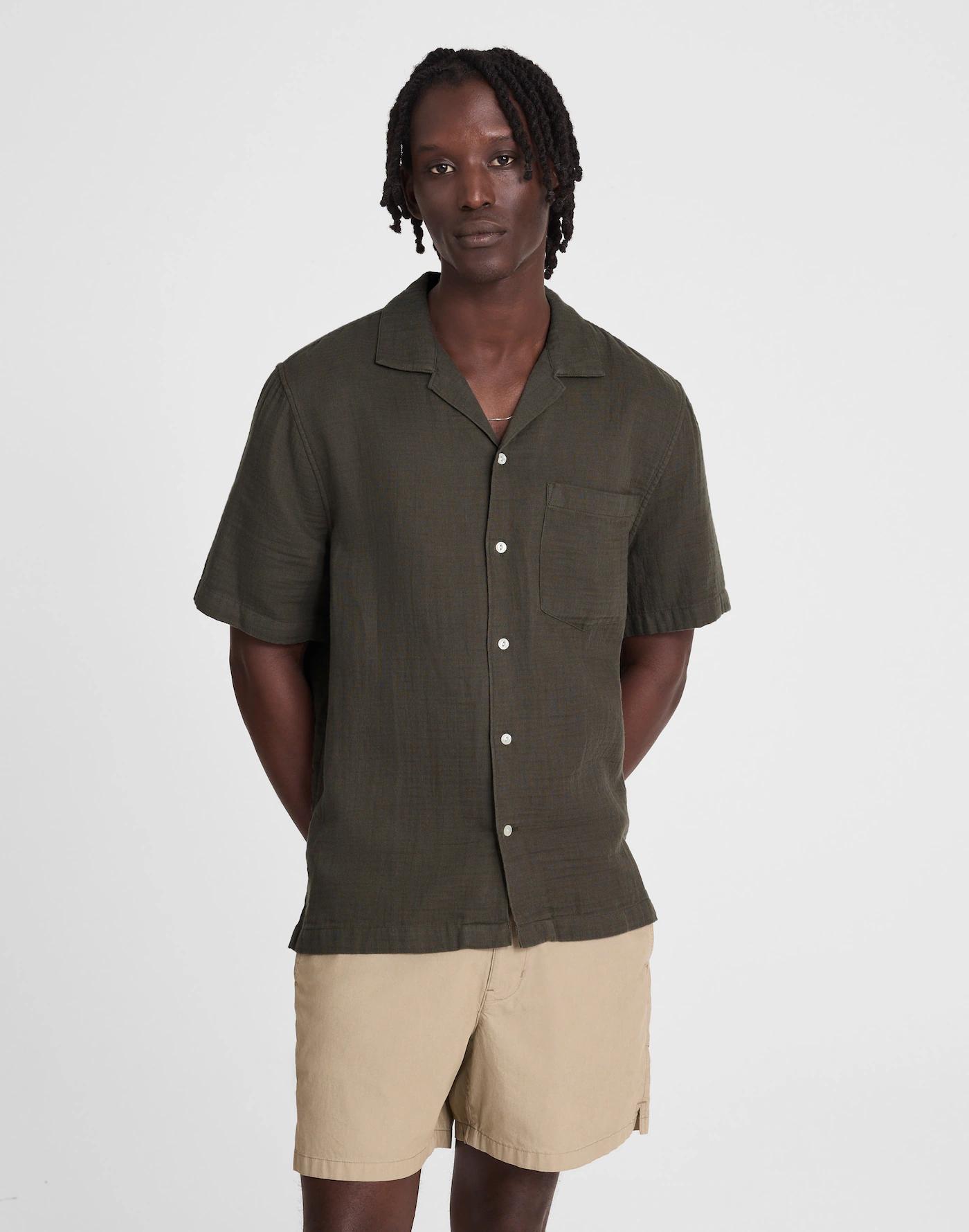 Indigo-Dyed Short-Sleeve Button-Up Shirt Product Image