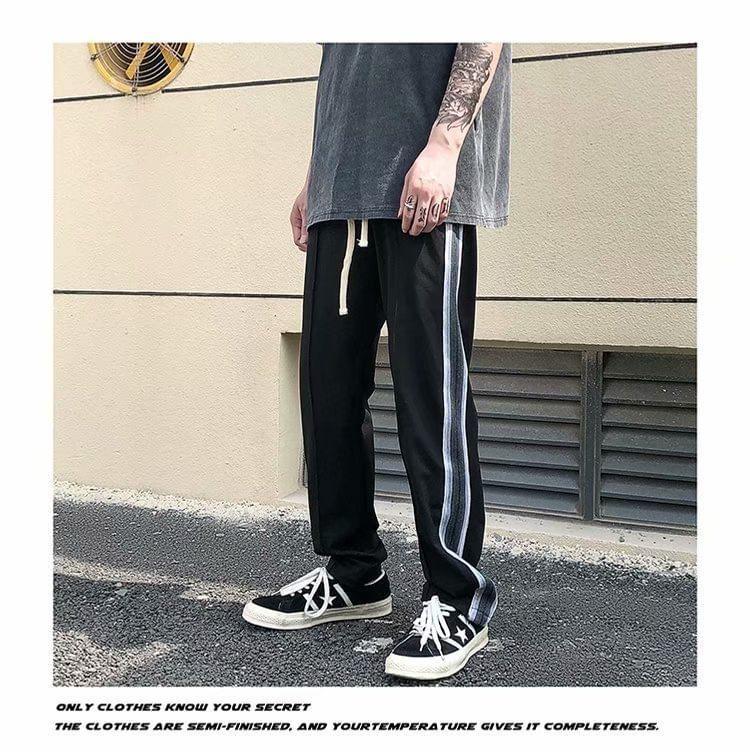 Contrast Piping Sweatpants Product Image