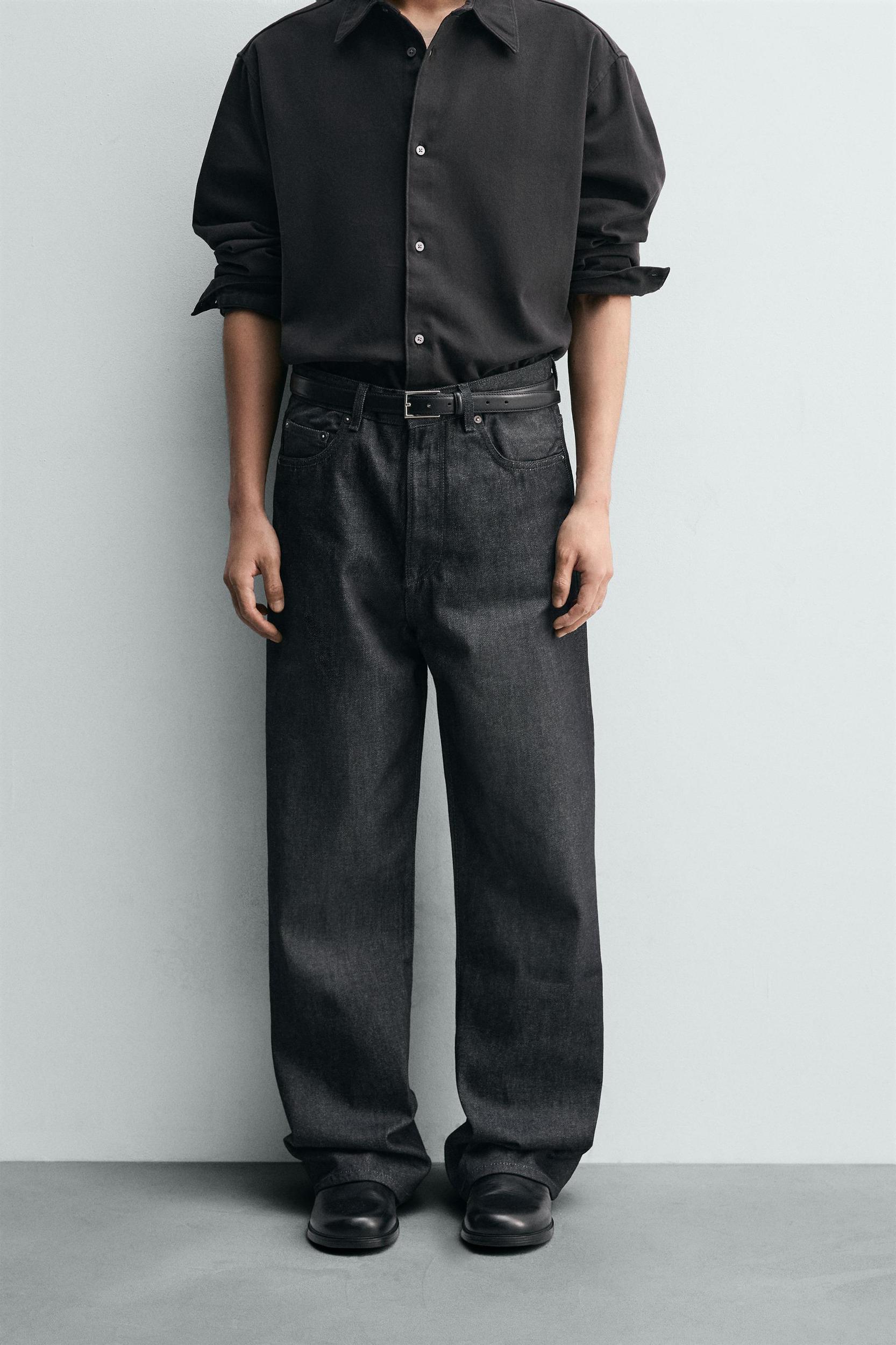 LOOSE FLARE FIT JEANS Product Image