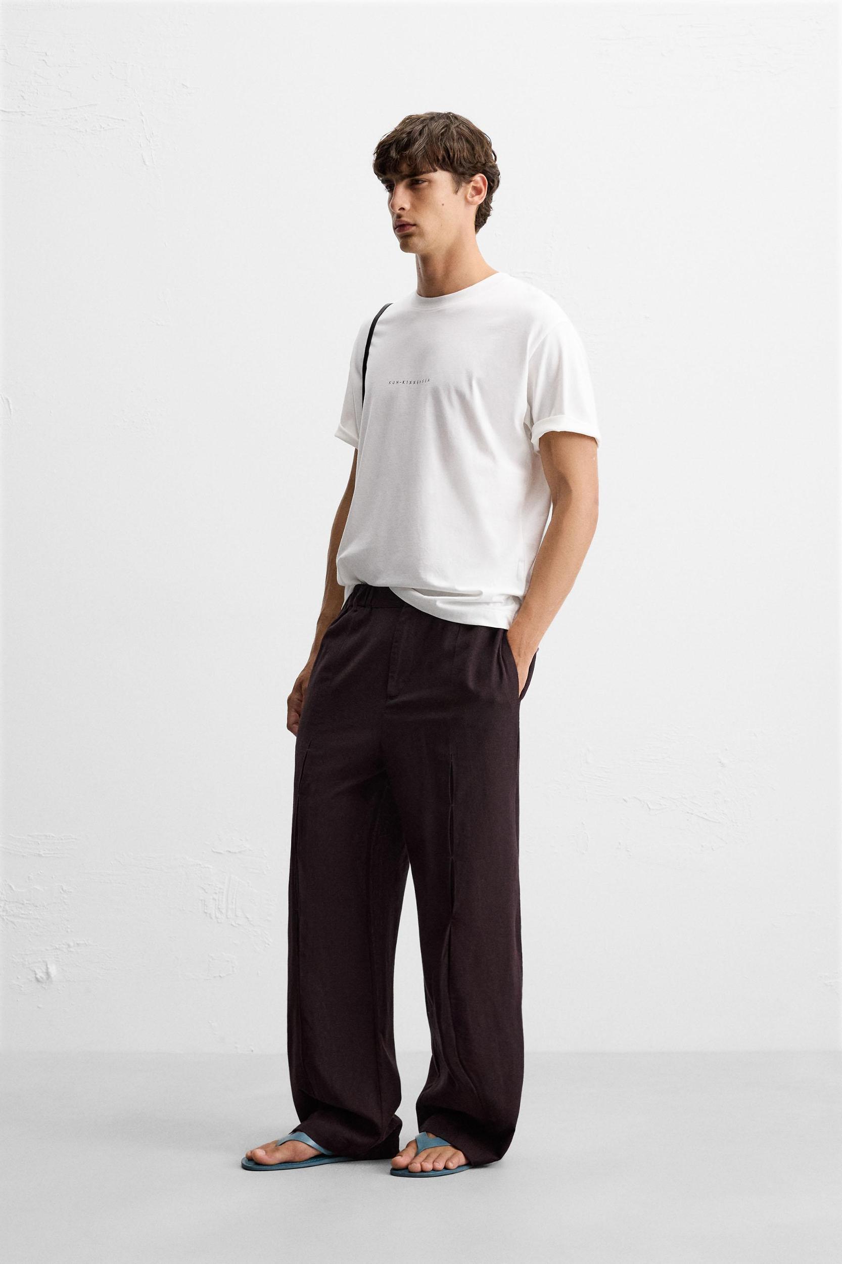 CONTRAST PATCH T-SHIRT Product Image