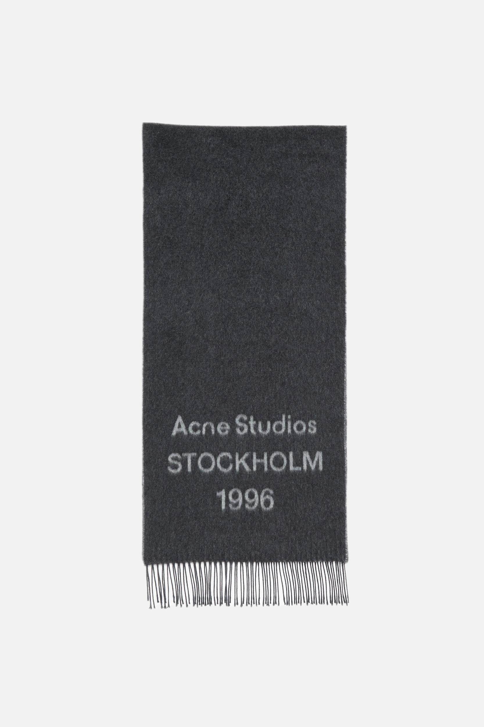 Logo scarf - Wide Product Image