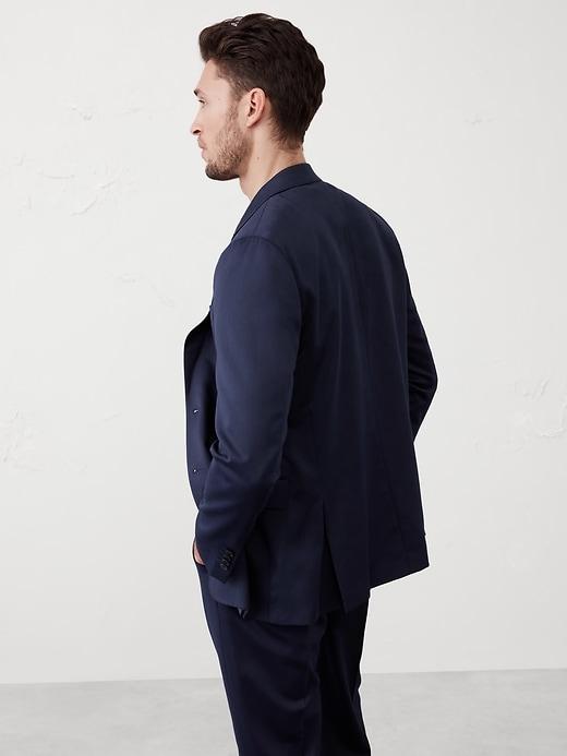 Modern Classic Plain Weave Suit Jacket Product Image