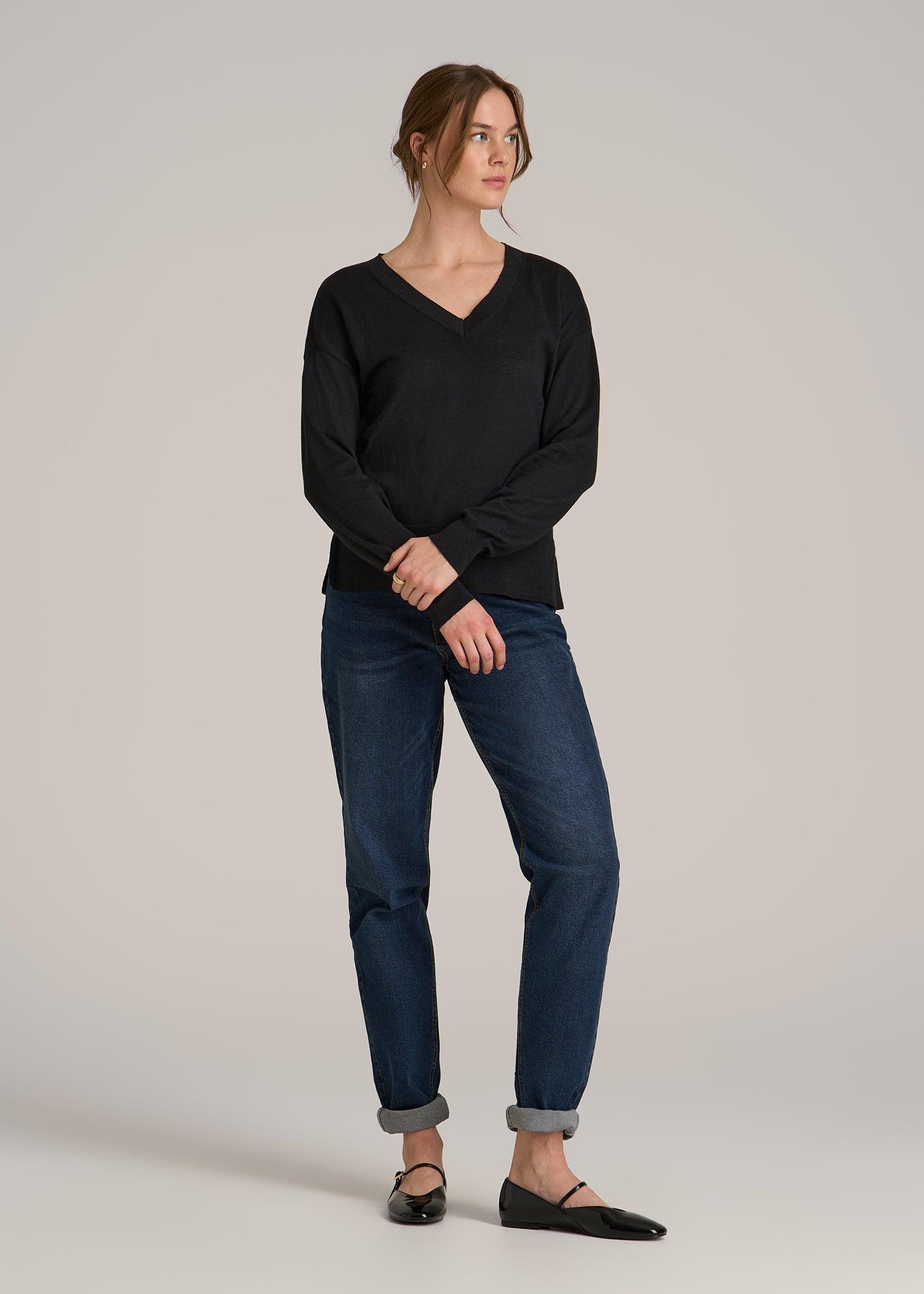 Linen Blend Split Hem V-Neck Sweater for Tall Women in Black Product Image