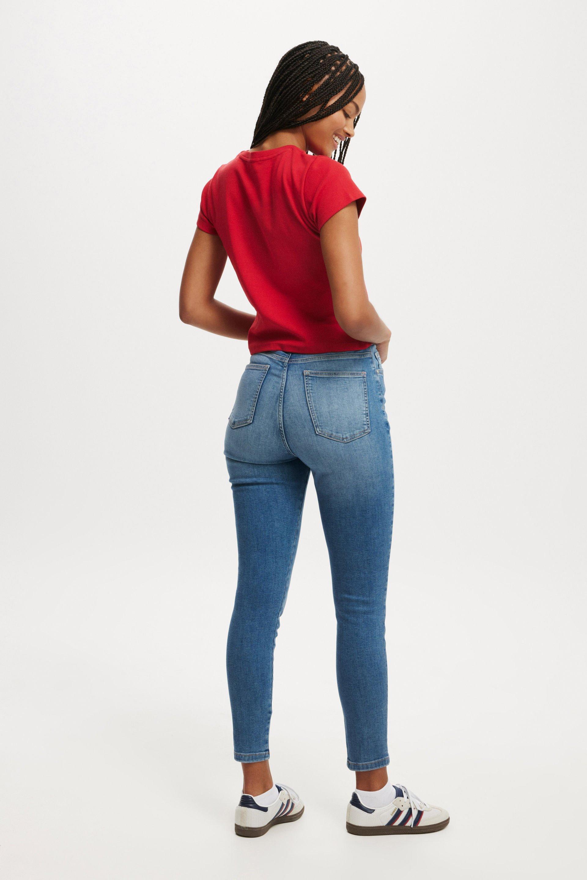 Curvy High Stretch Skinny Jean Product Image