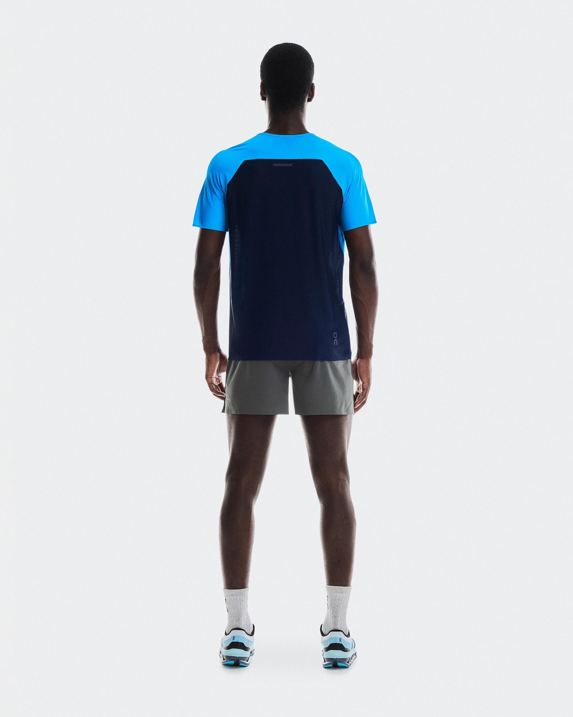 Performance-T: High-tech Fabric, Breathable Men's T-shirt Product Image