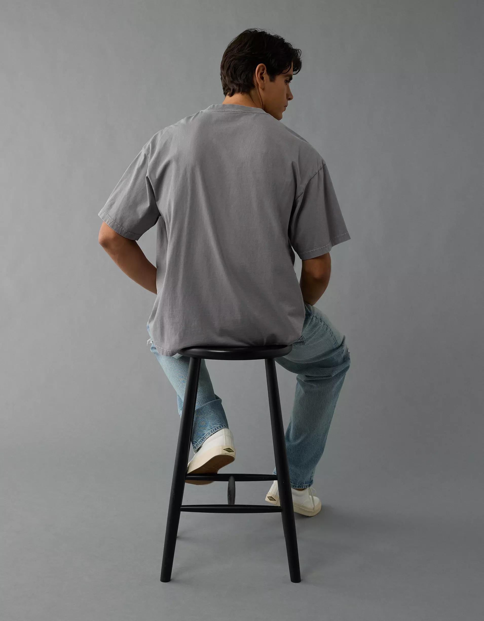 AE Boxy Le Mans Racing Graphic T-Shirt Product Image