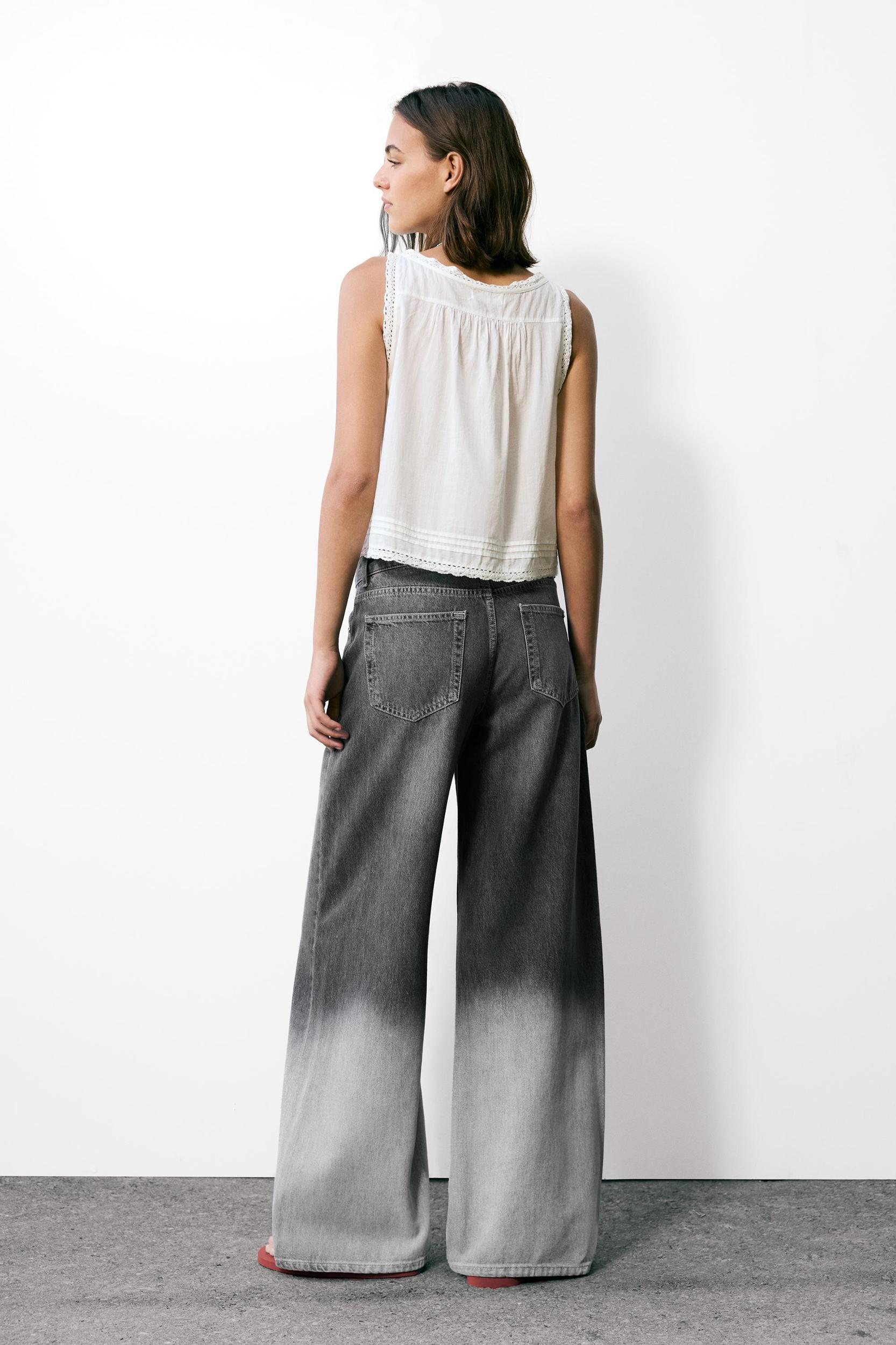 White lace trim top Product Image