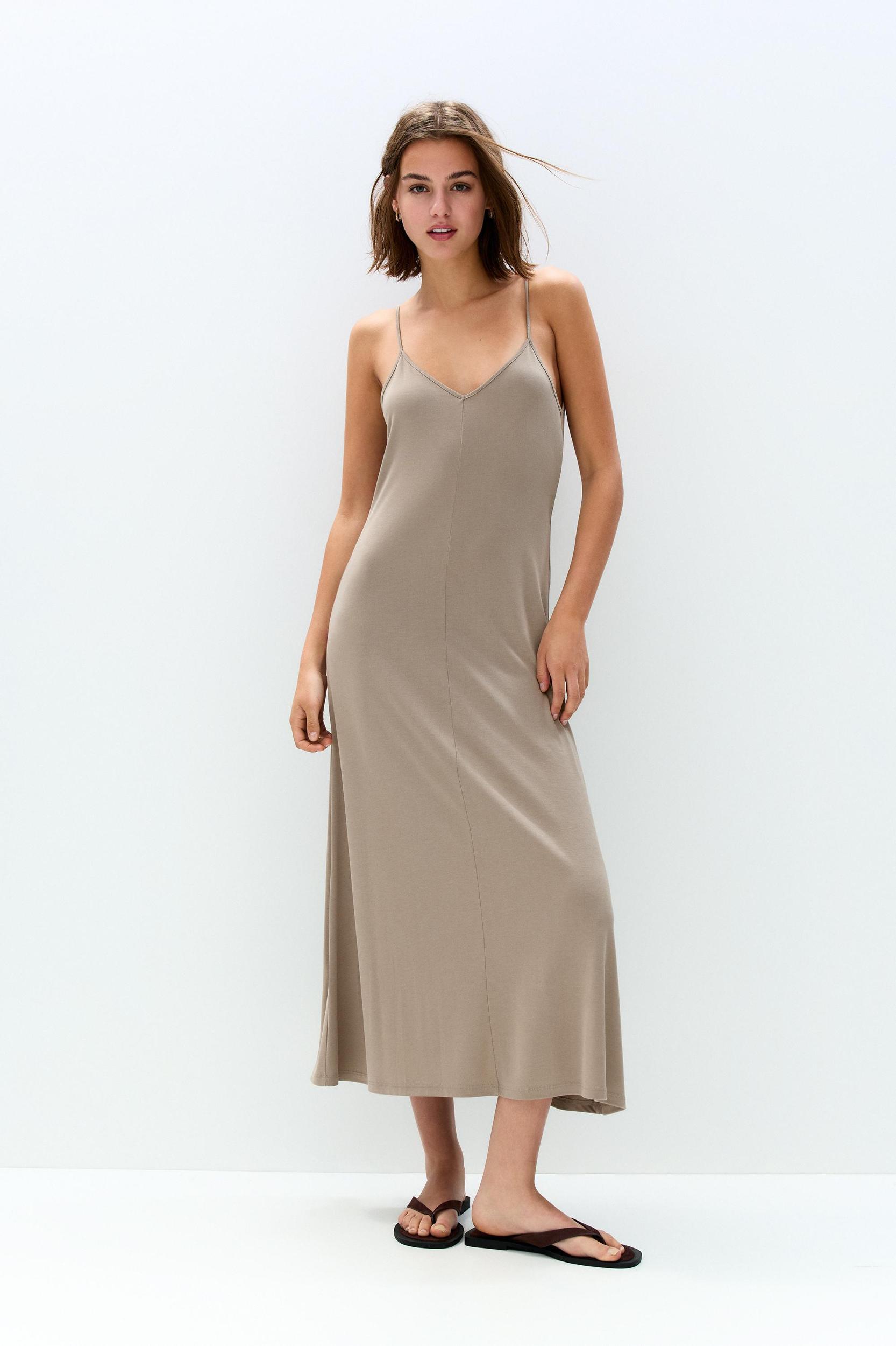 Flowing strappy midi dress Product Image