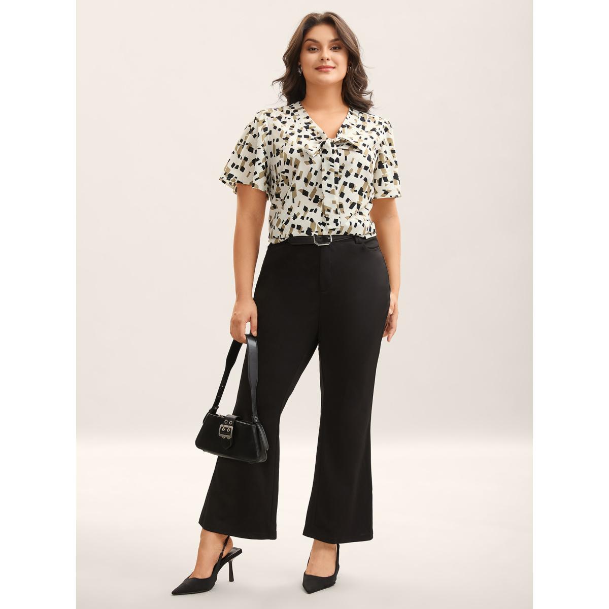 Plus Size Beige Geometric Print Ribbon Collar Blouse Women Short sleeve Ribbon-tied collar Everyday-Elegant Blouses BloomChic 18-20/2X Product Image