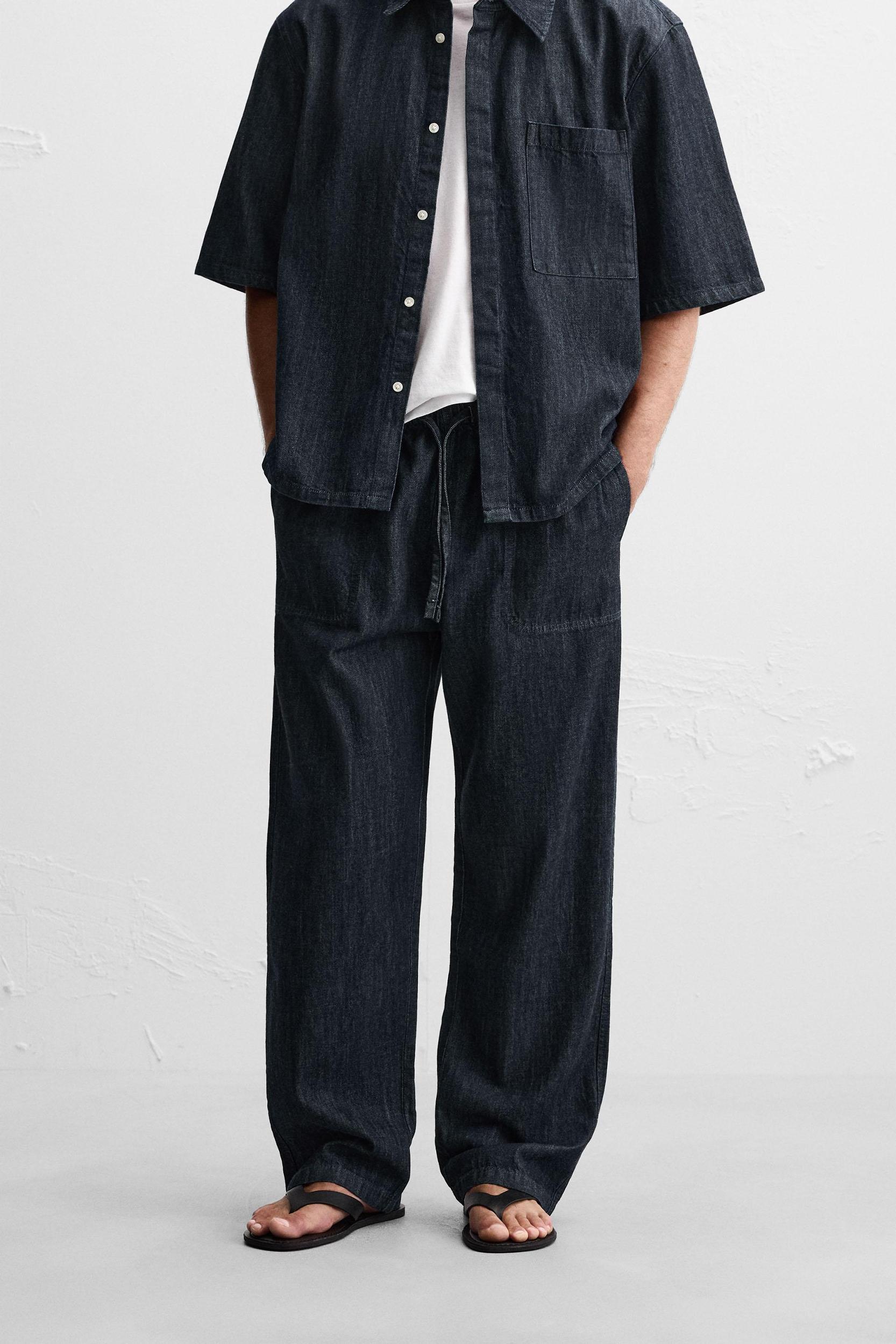 RELAXED FIT JOGGER JEANS Product Image