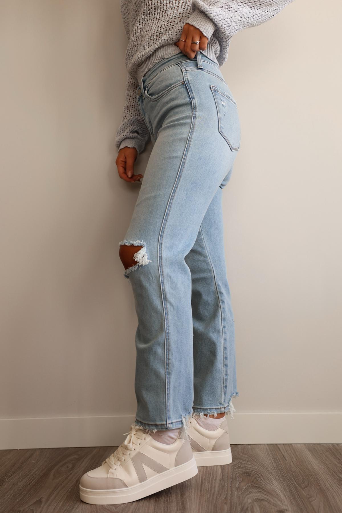 Light Wash Distressed Crop Straight Leg Jeans Product Image