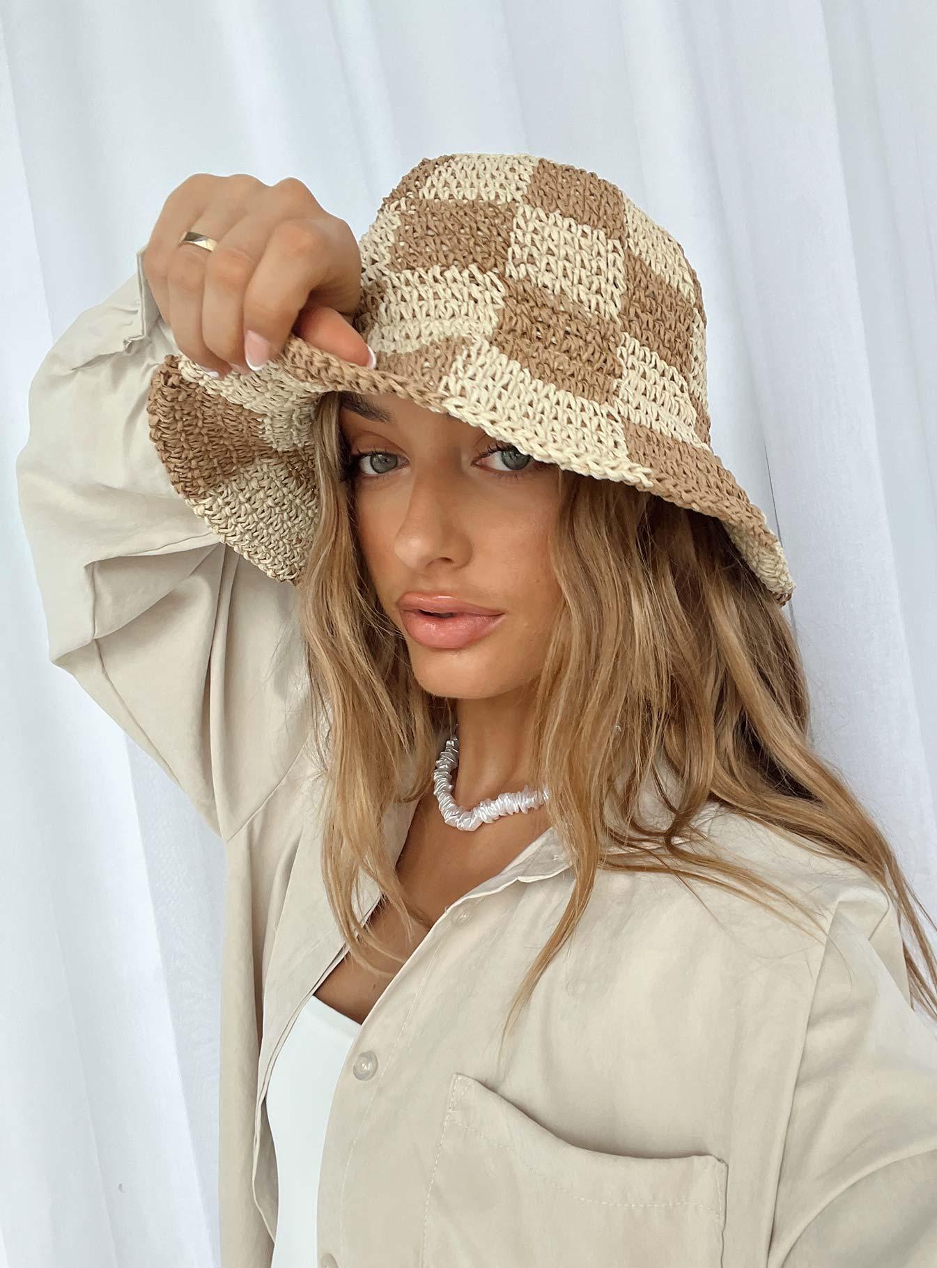 Lyndon Bucket Hat Beige Check Product Image