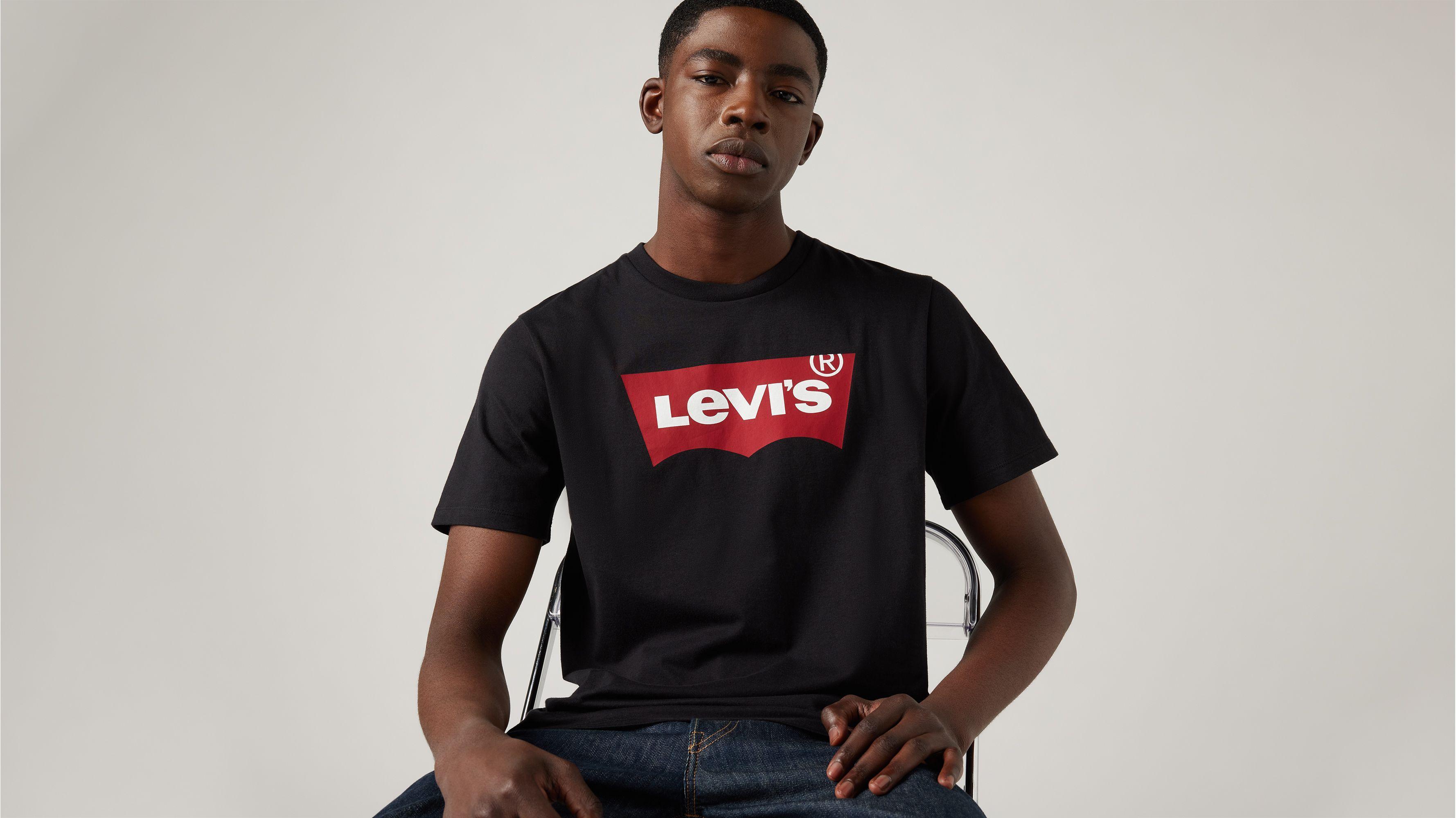 Levi's® Logo Classic T-Shirt Product Image