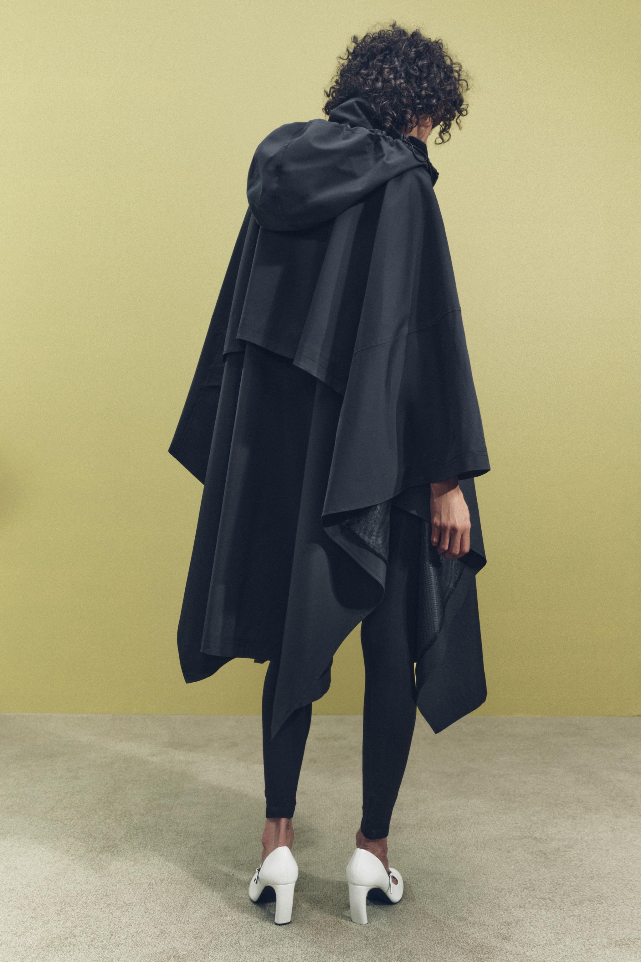 OVERSIZED WATER REPELLENT CAPE ZW COLLECTION Product Image