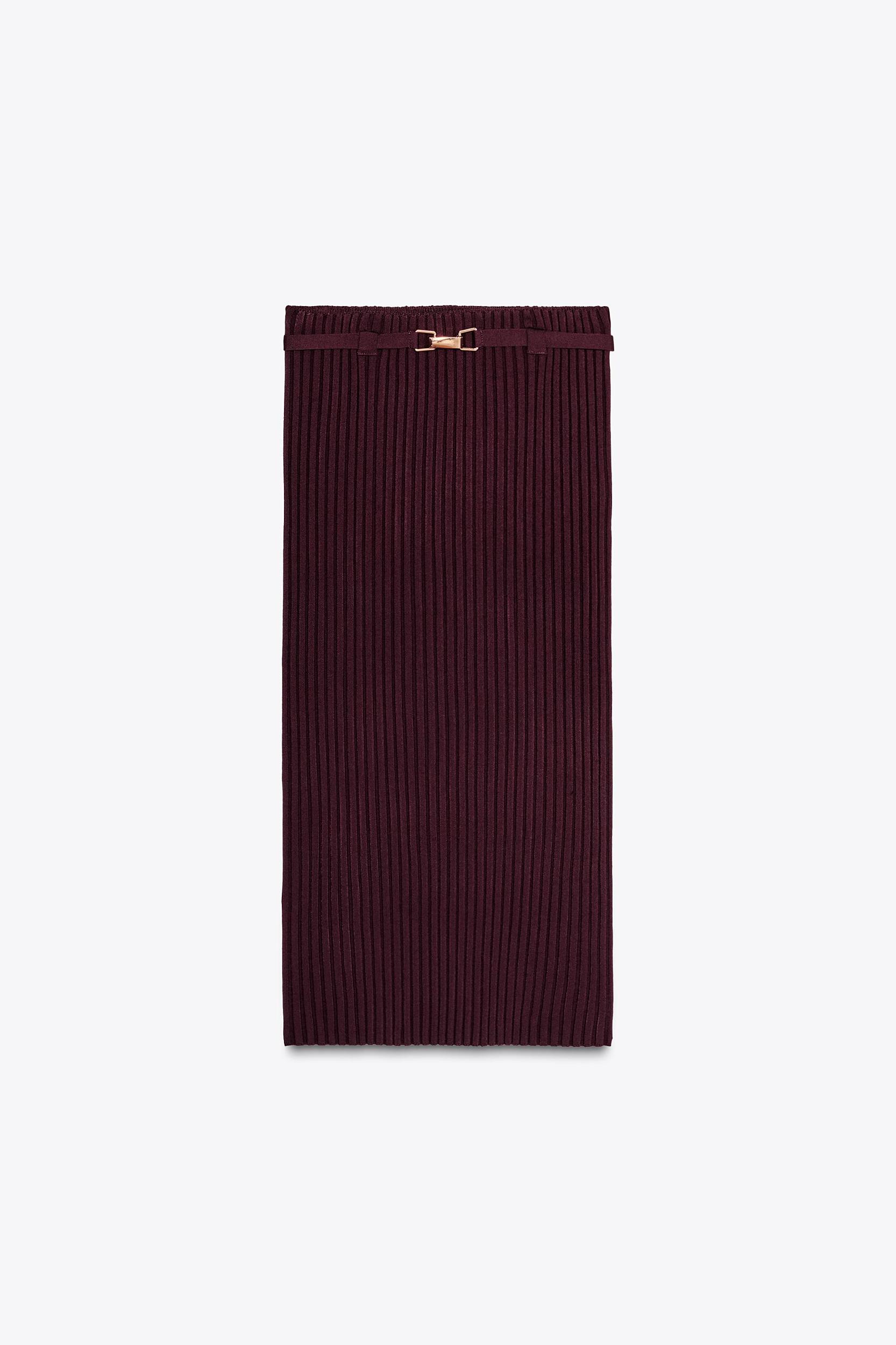 RIBBED KNIT HALTER TOP Product Image