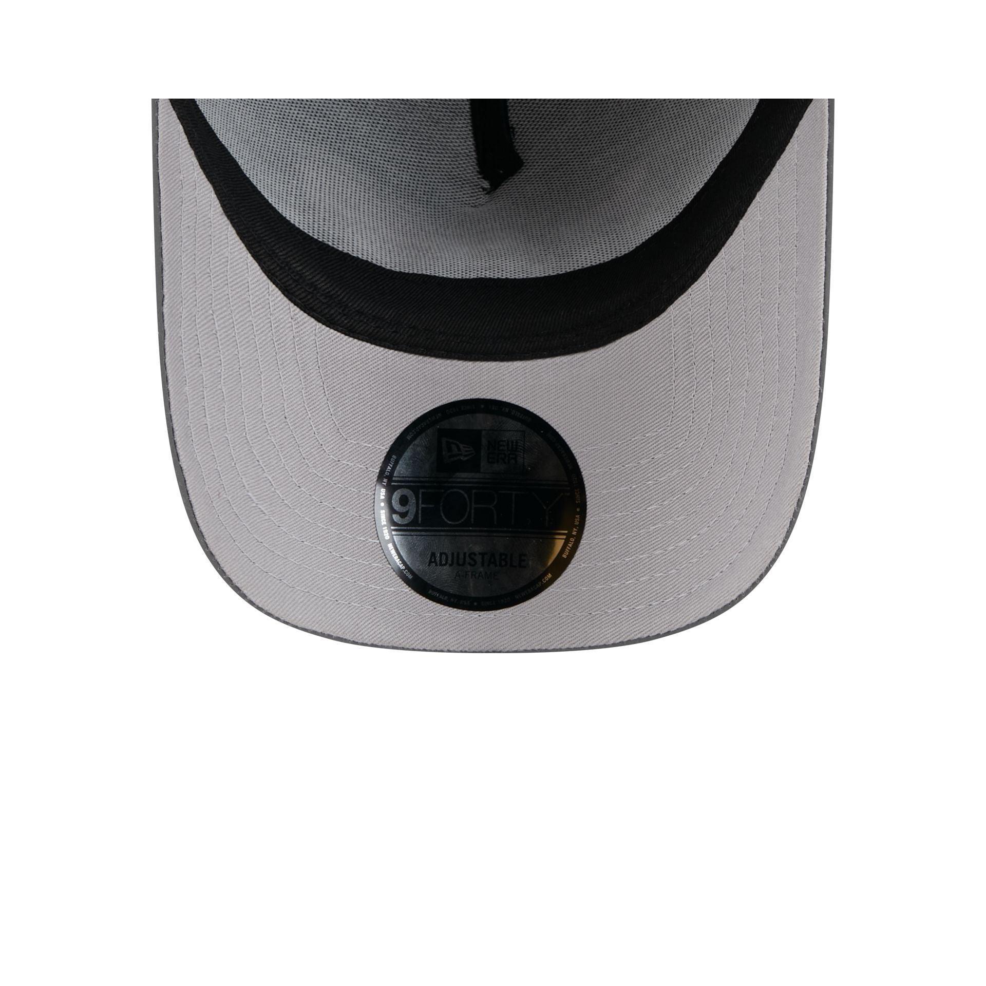 OVO x Chicago Sky 9TWENTY Adjustable Hat Male Product Image