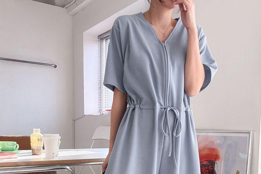 Short-Sleeve V-Neck Plain Jumpsuit Product Image