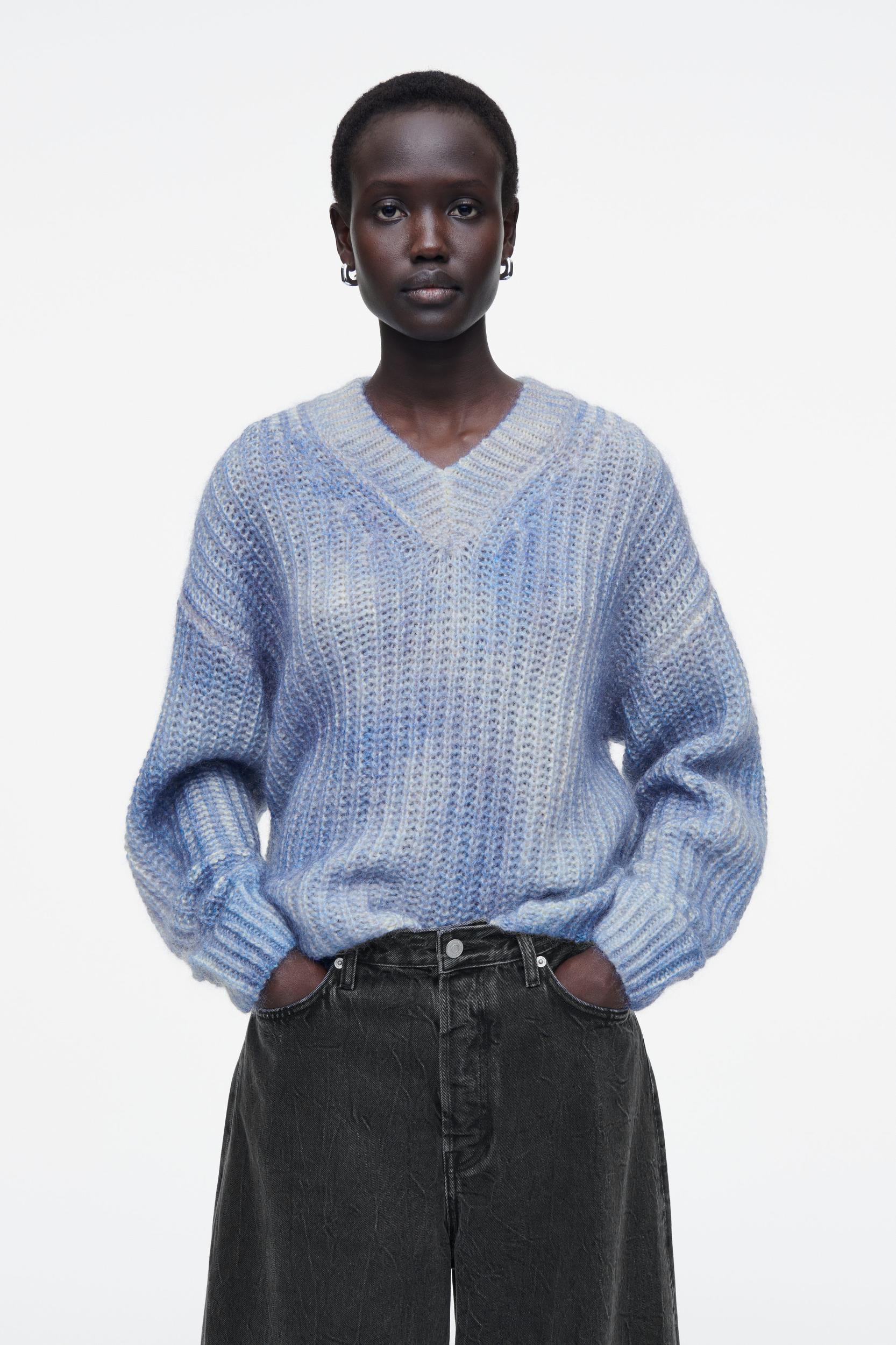 SPRAY-EFFECT MOHAIR V-NECK SWEATER Product Image