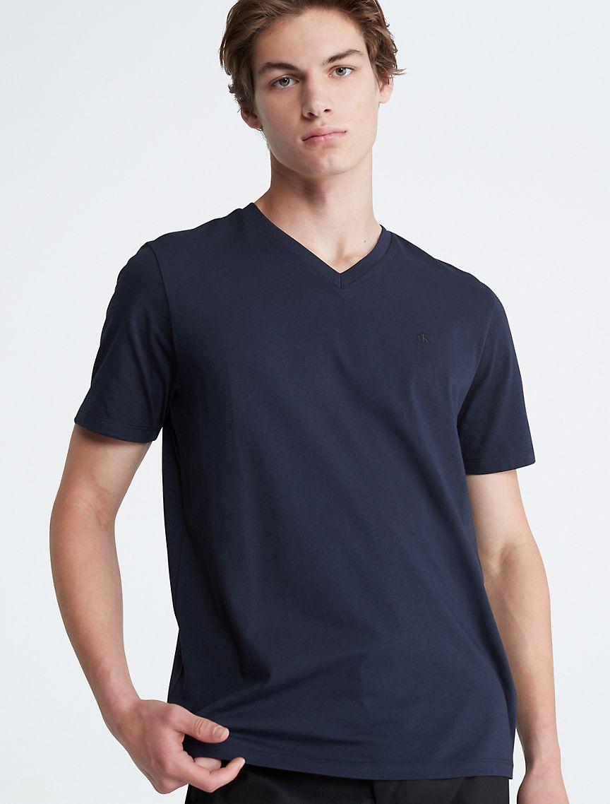 Smooth Cotton Solid V-Neck T-Shirt Product Image