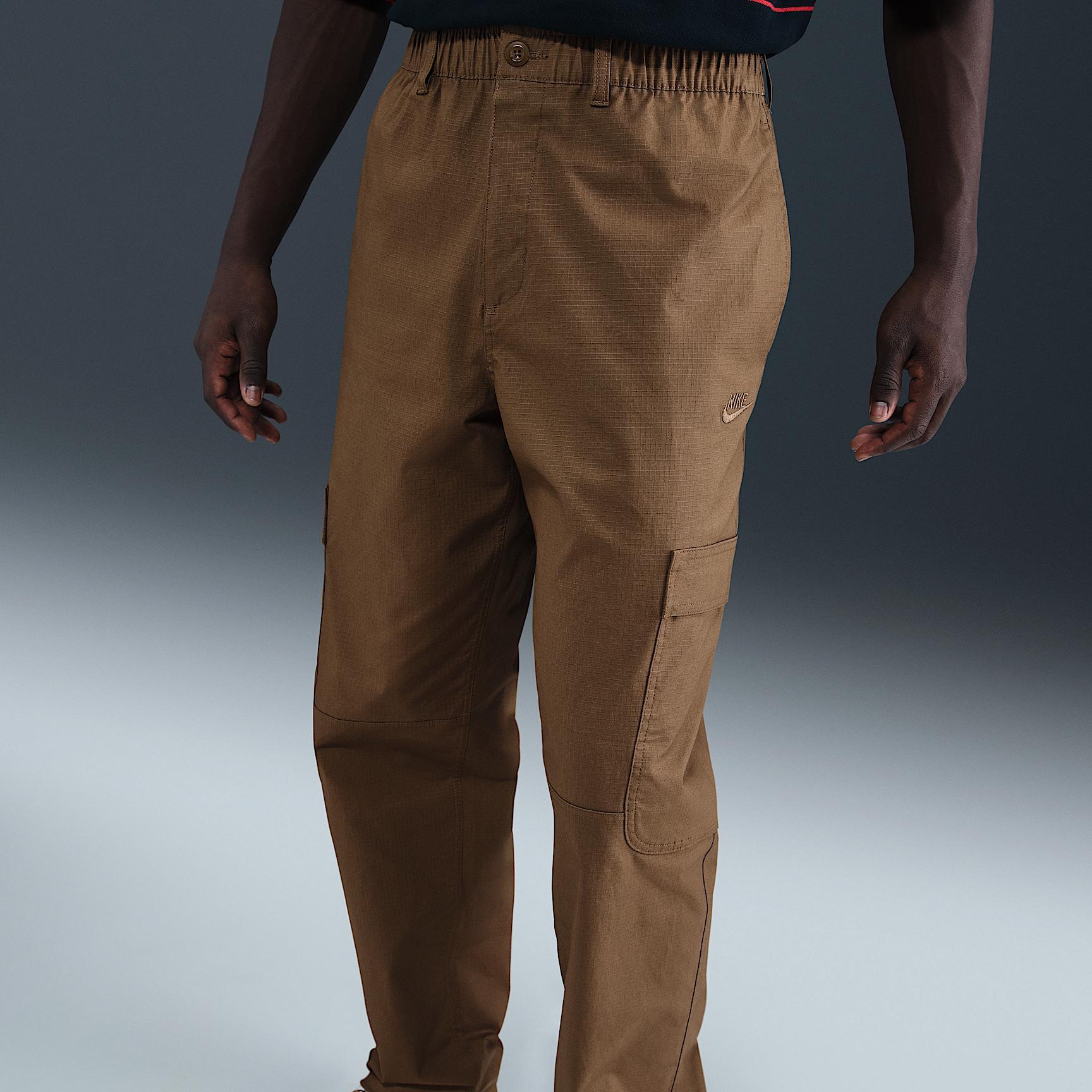 Mens Nike Sportswear Club Woven Cargo Pants | HV1433-010 Product Image