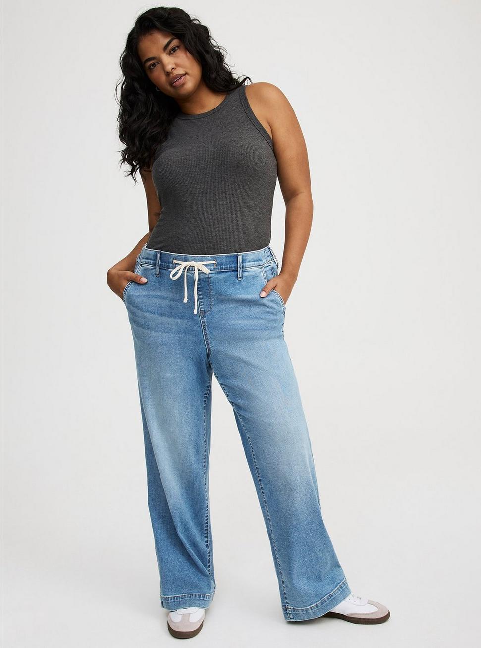 Weekend Mid-Rise Wide Leg Jean Product Image