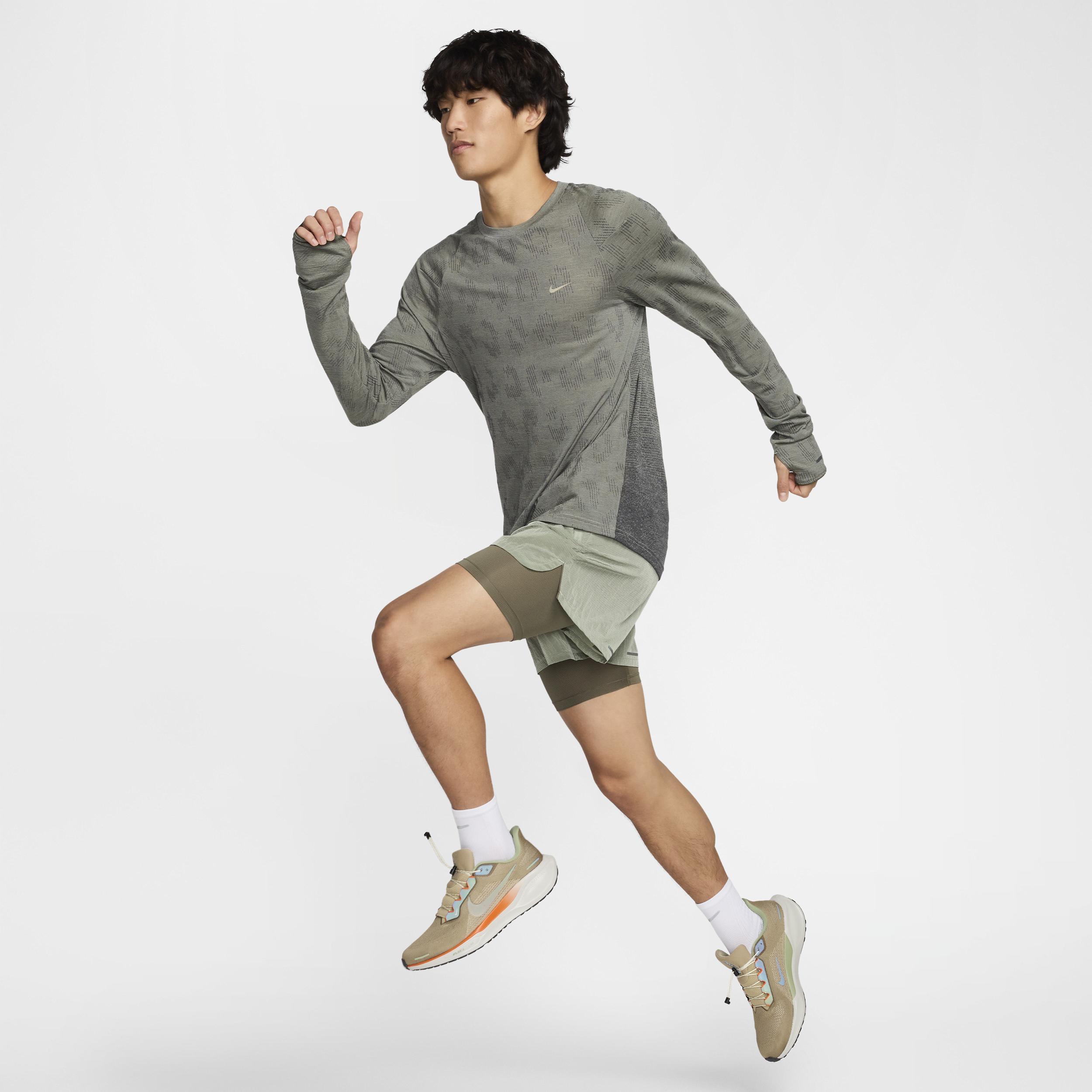 Nike Men's Running Division Therma-FIT ADV Long-Sleeve Running Top Product Image