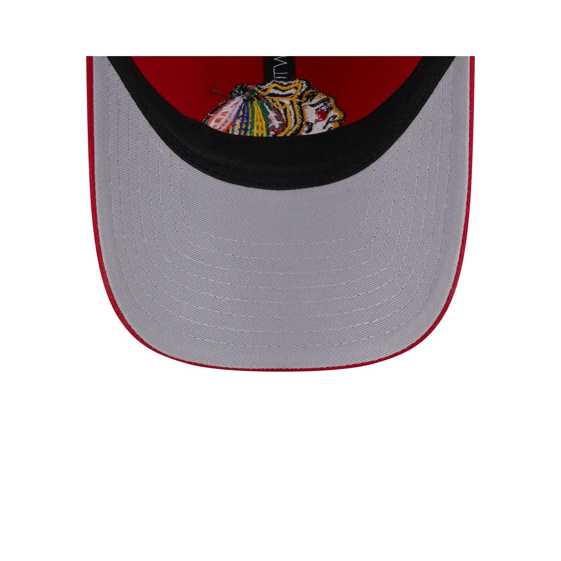 Chicago Blackhawks Slick 9TWENTY Trucker Hat Male Product Image