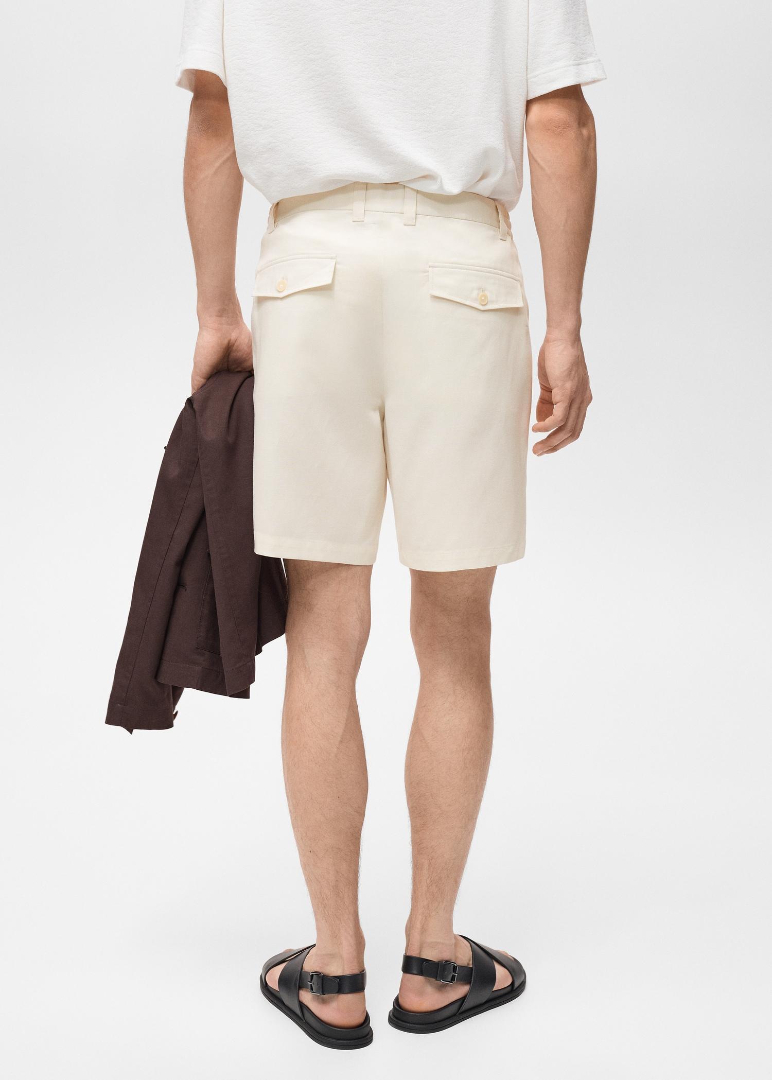 Straight fluid bermuda shorts - Men | MANGO USA Product Image
