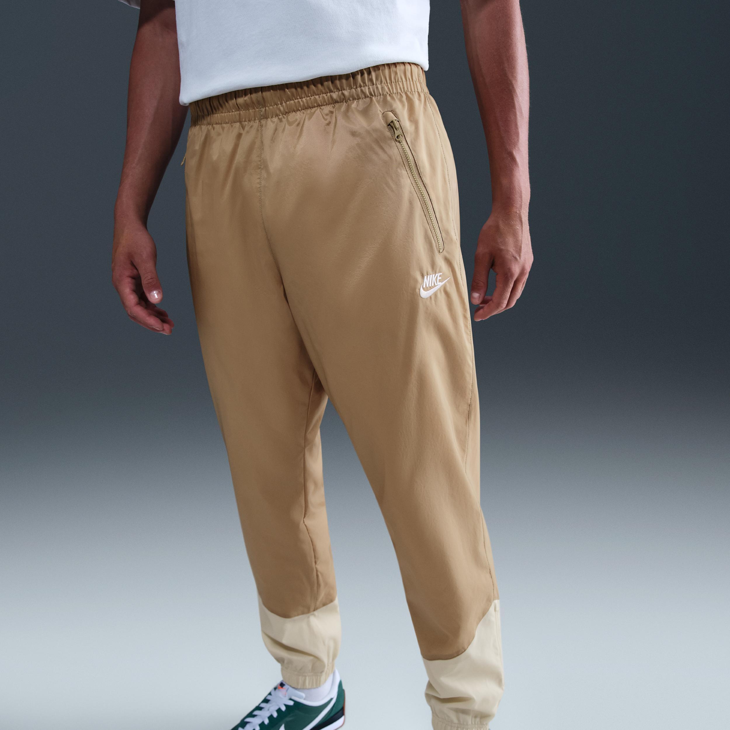 Nike Men's Windrunner Woven Lined Pants Product Image