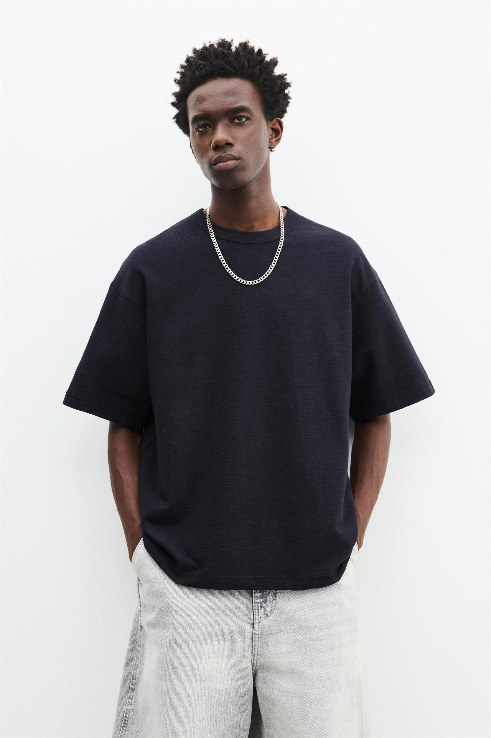 Short sleeve textured T-shirt Product Image