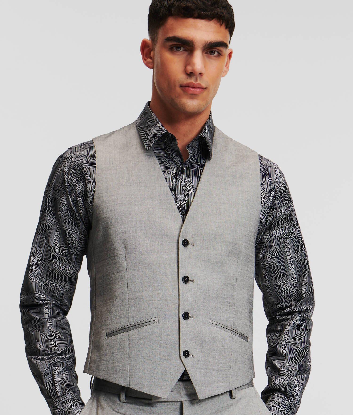 THREE-PIECE SUIT Product Image