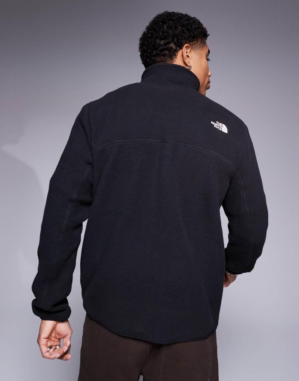 The North Face Yumiori Full Zip in black Product Image