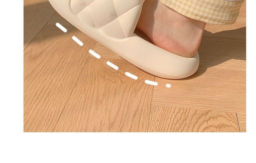 Plain Home Slipper Product Image