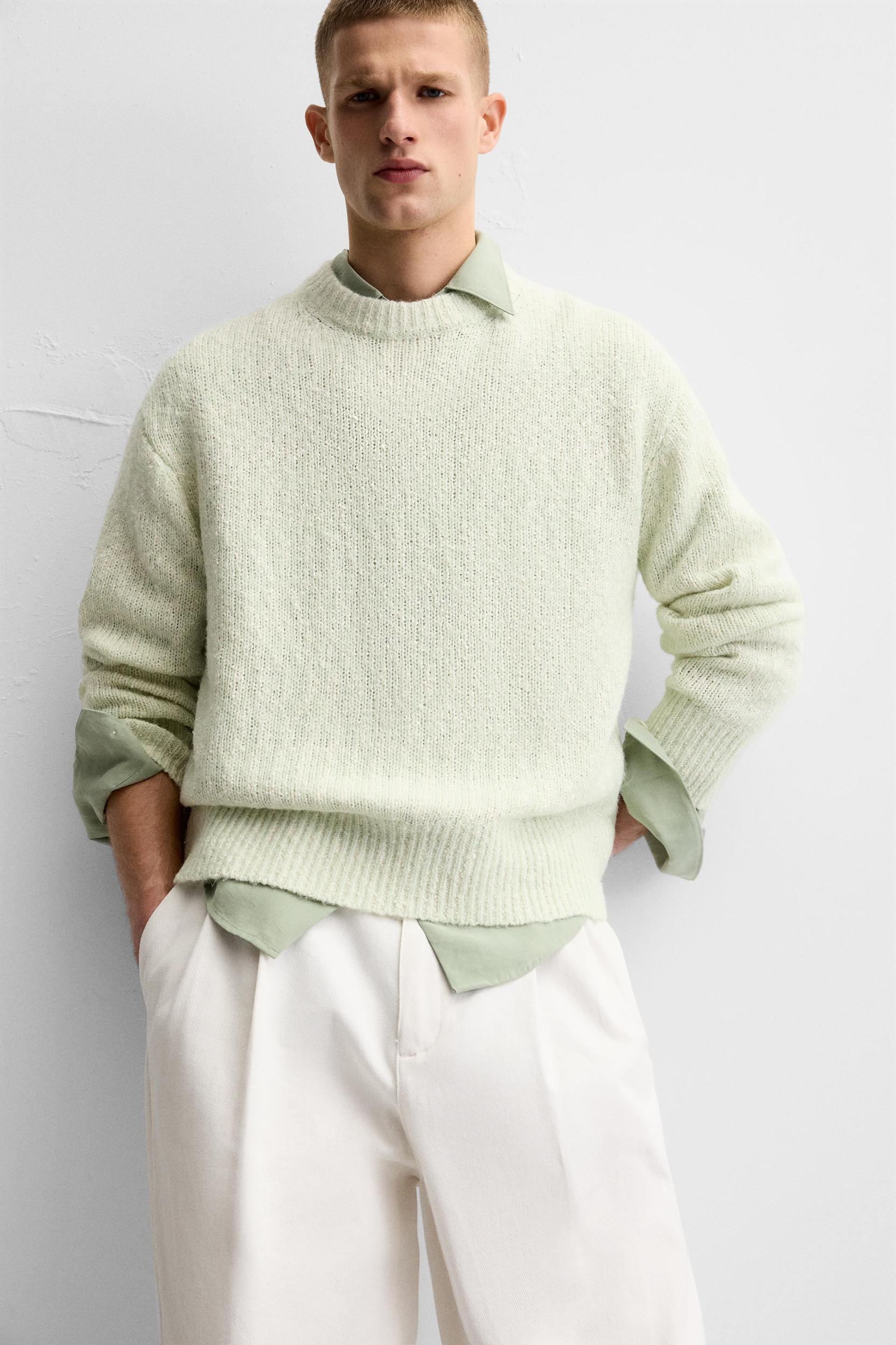 IRREGULAR TEXTURE SWEATER Product Image