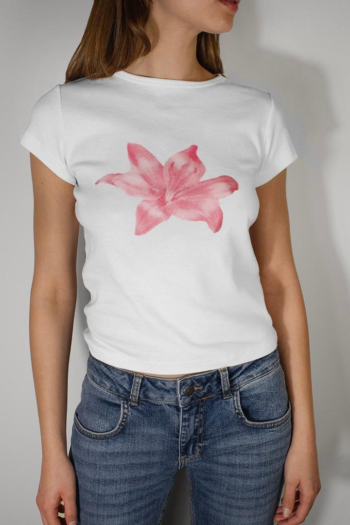 Flower t-shirt Product Image