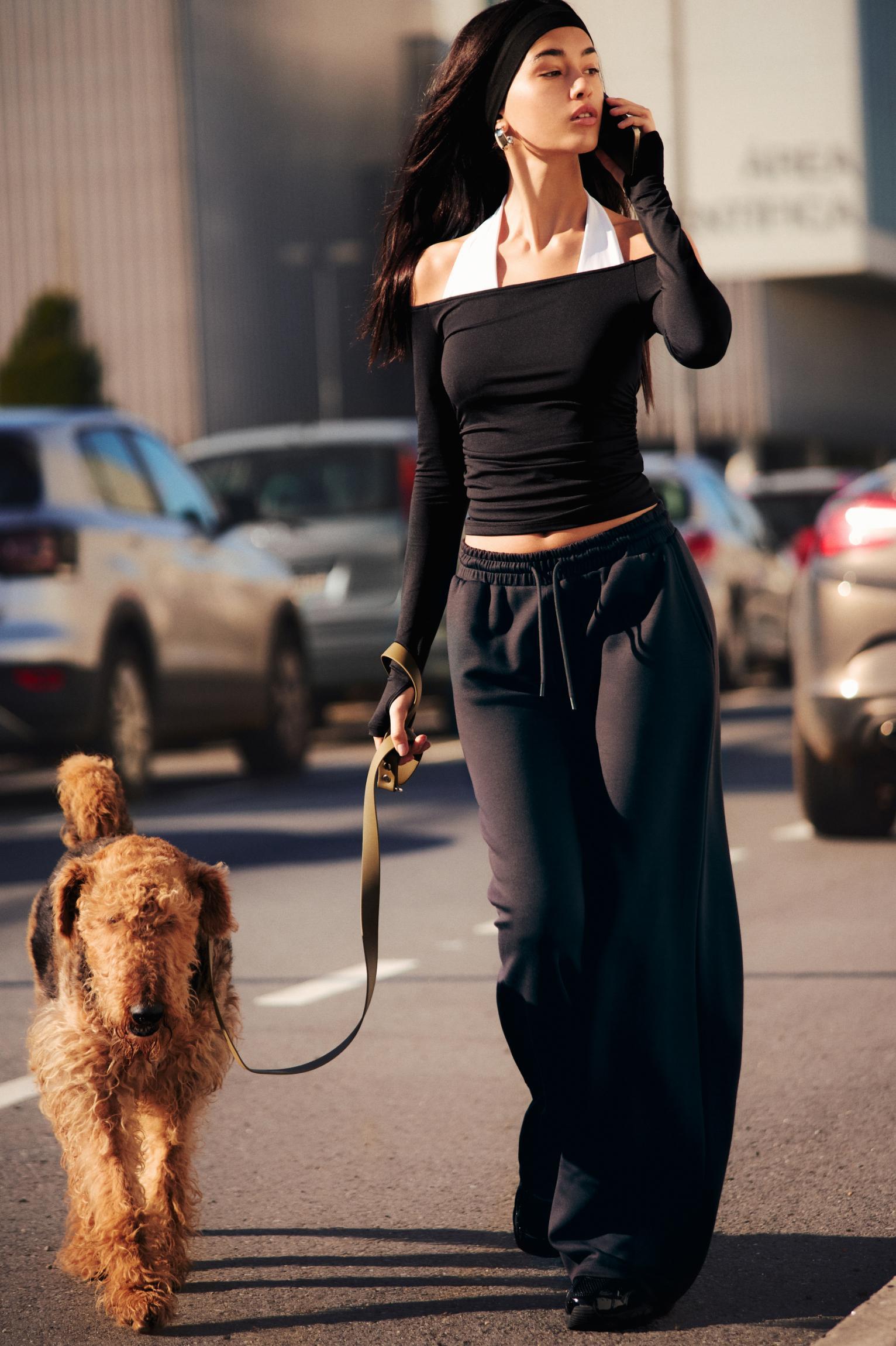 Soft touch wide-leg pants Product Image