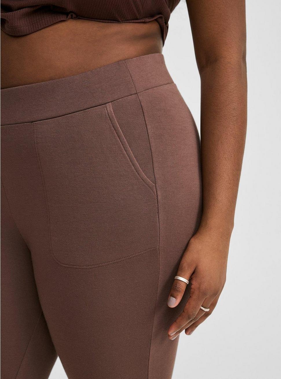 Full-Length Fleece-Lined Pocket Legging Product Image