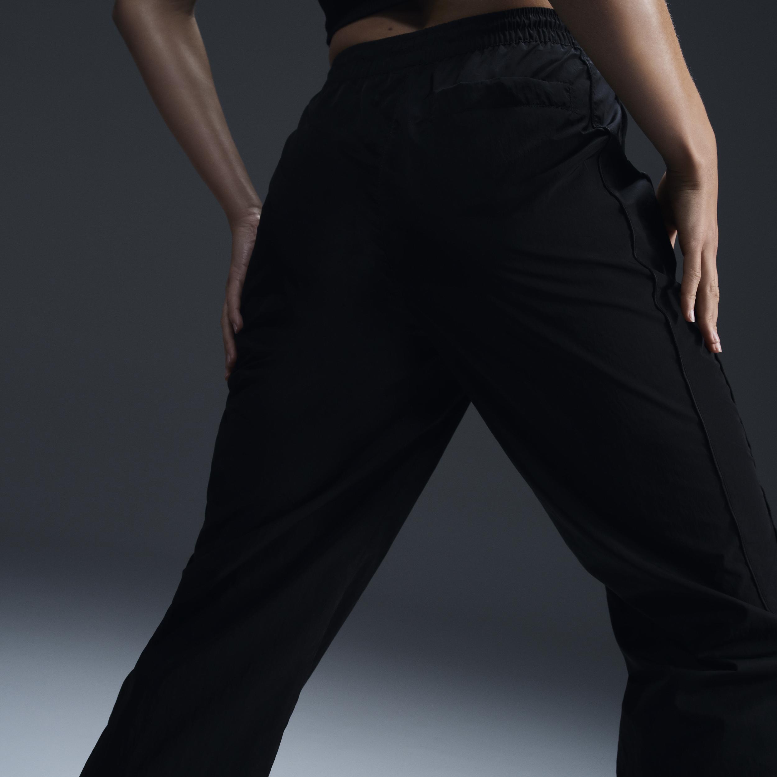 Nike Womens Windrunner High-Waisted Woven Open-Hem Pants | FV7655-010 Product Image
