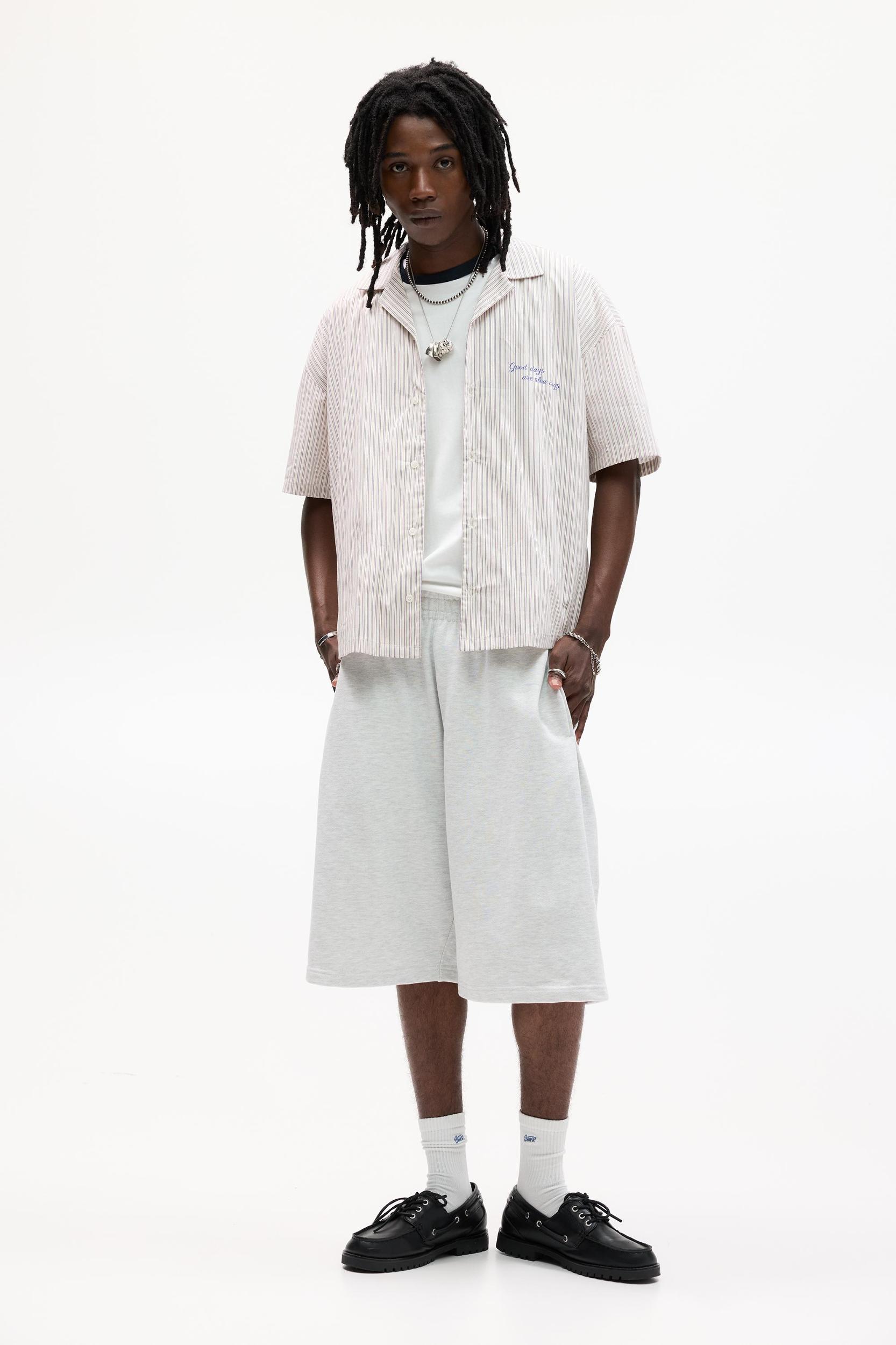 Striped short sleeve shirt Product Image