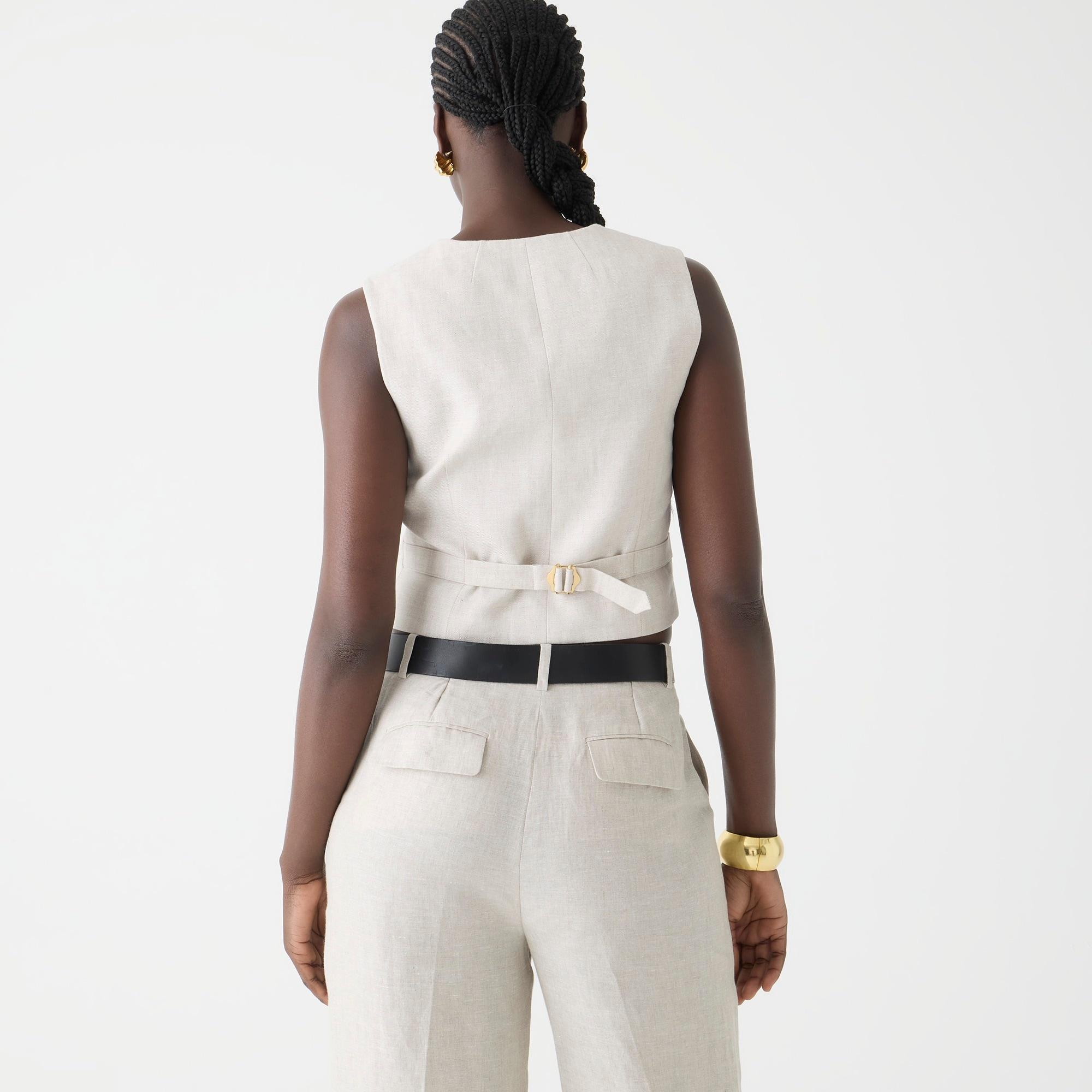 Classic vest in stretch linen blend Product Image