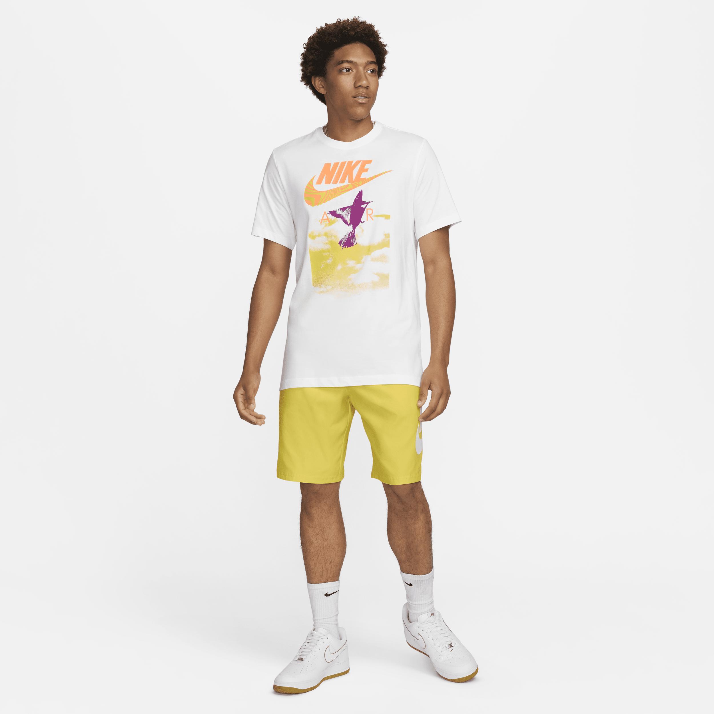 Nike Sportswear Men's T-Shirt Product Image