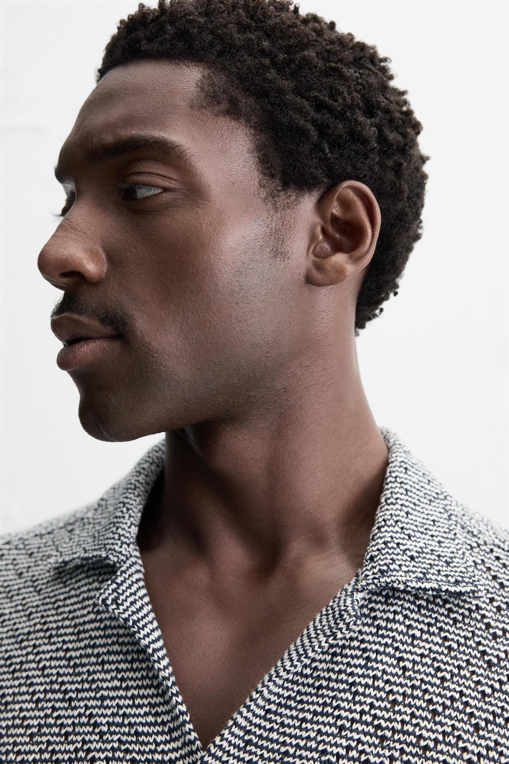 OPEN TEXTURED SHIRT Product Image