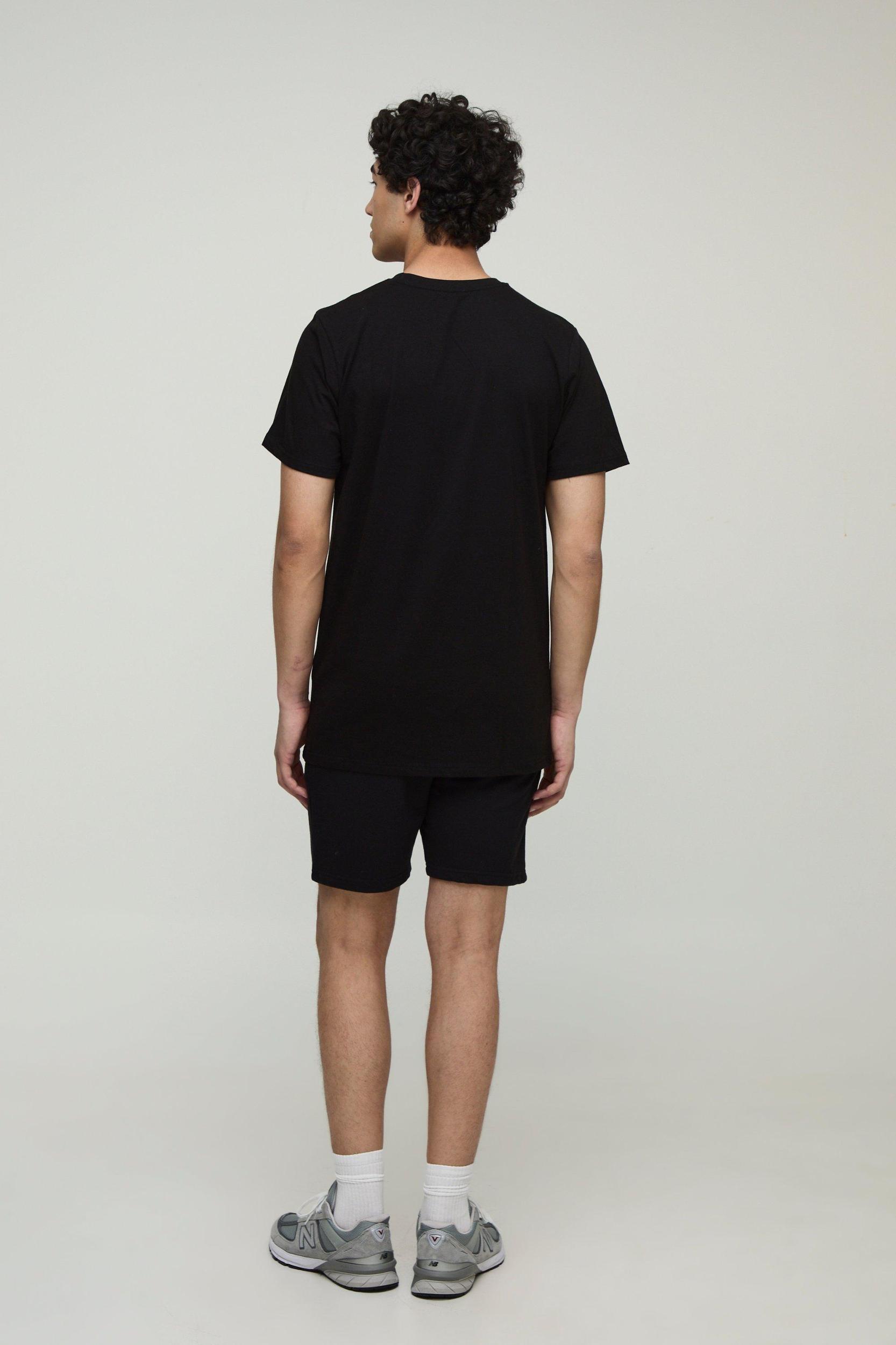 Regular Fit Basic Crew Neck Long Line T-Shirt | boohooMAN USA Product Image